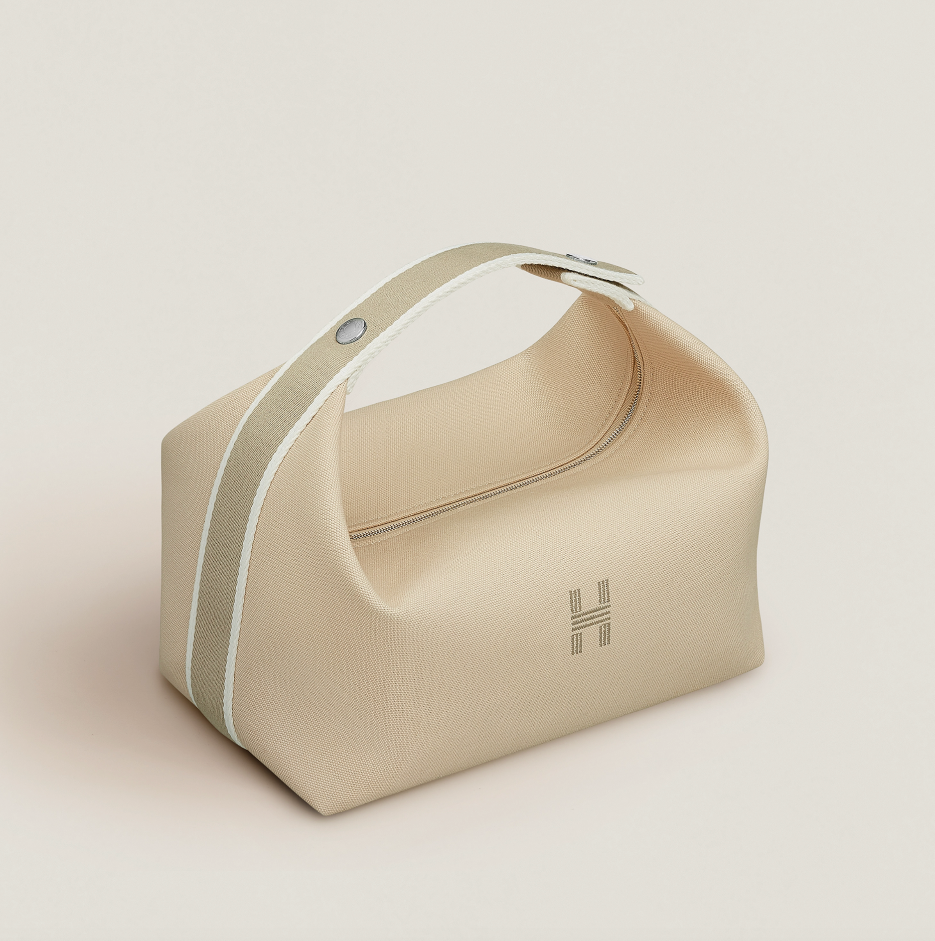 HERMÈS BRIDE-A-BRAC CASE LARGE NATUREL 2026