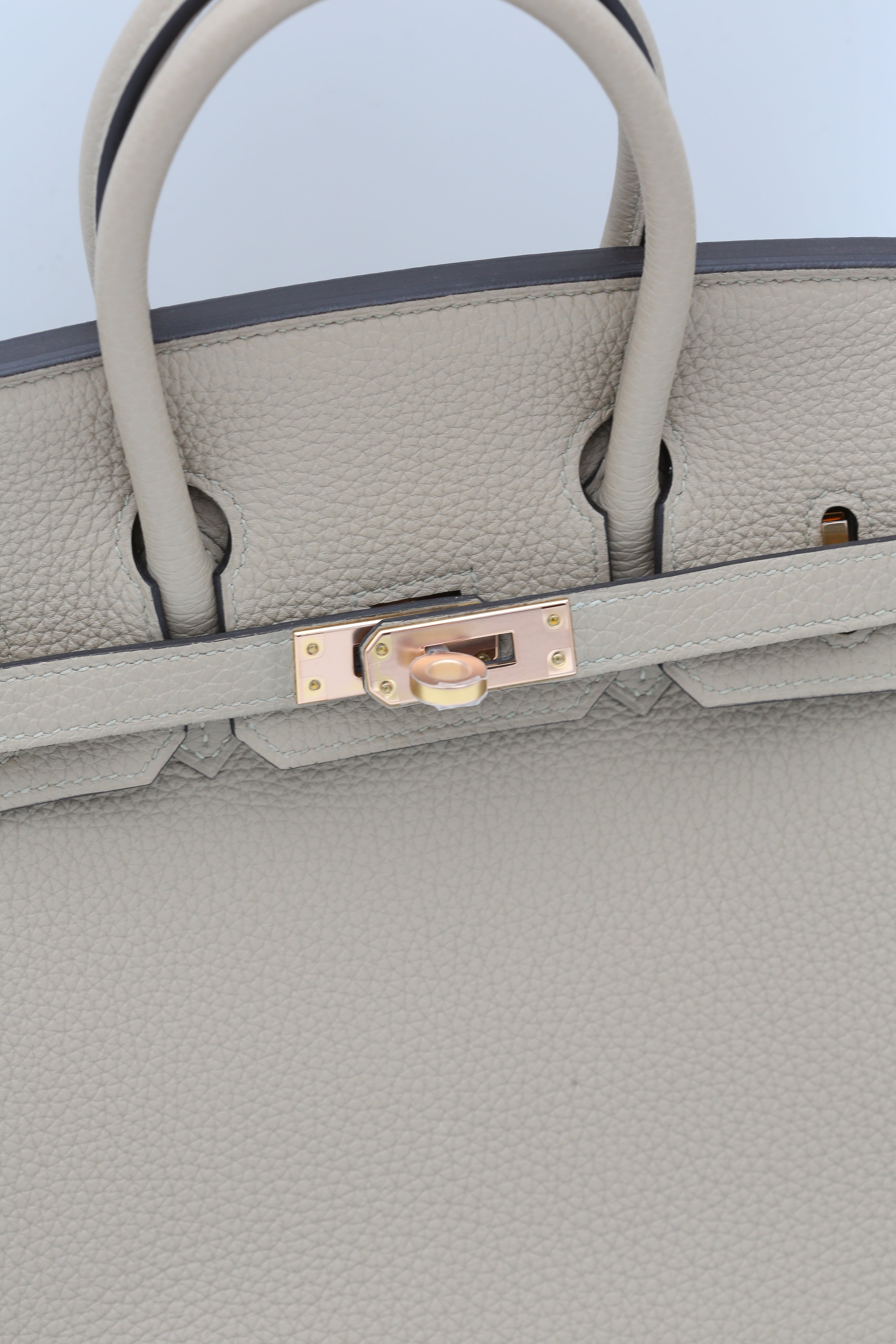 HERMÈS BIRKIN25 GRIS TOURTERELLE 81 TOGO GOLD HARDWARE C STAMP