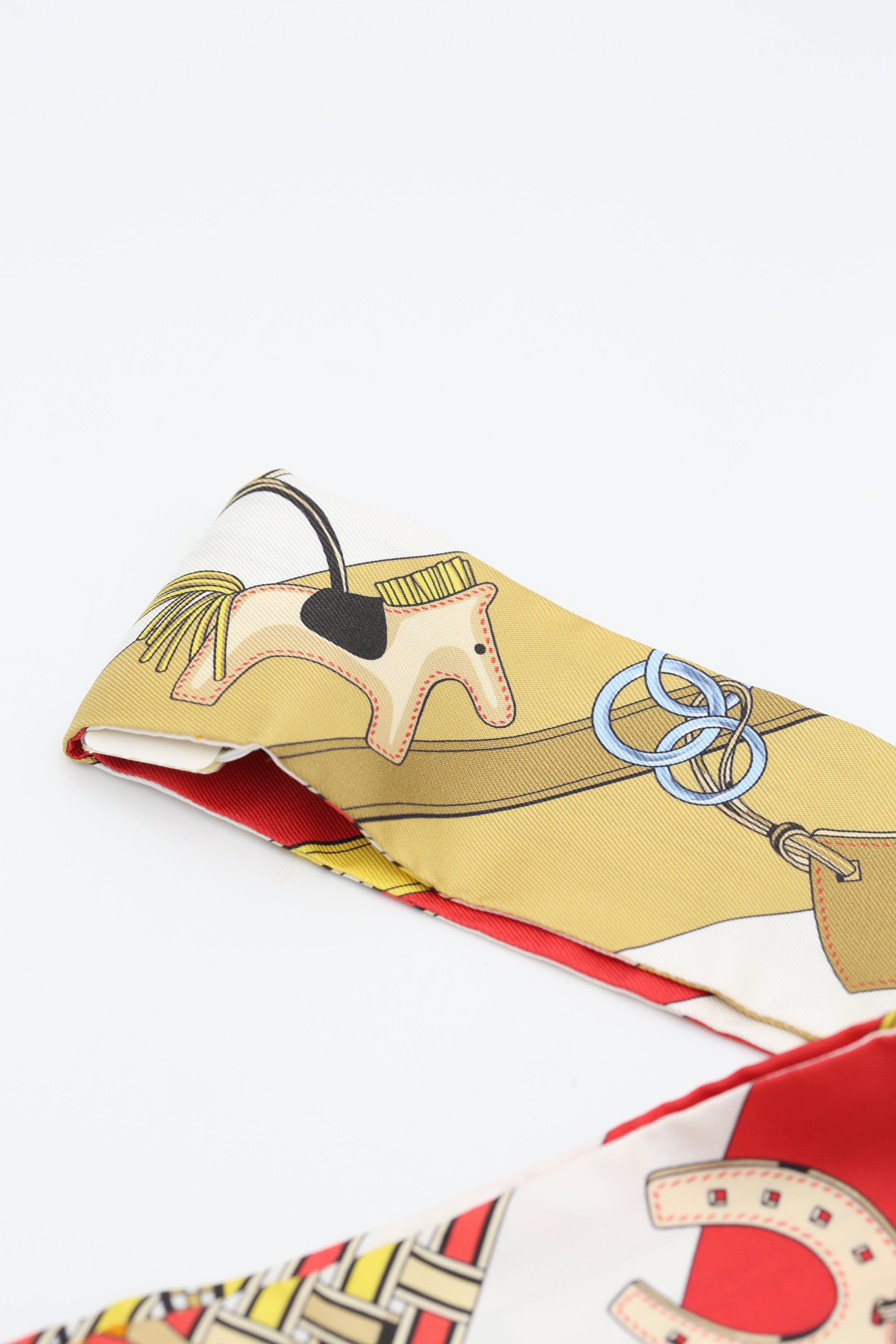 HERMÈS TWILLY BEIGE ROUGE JAUNE