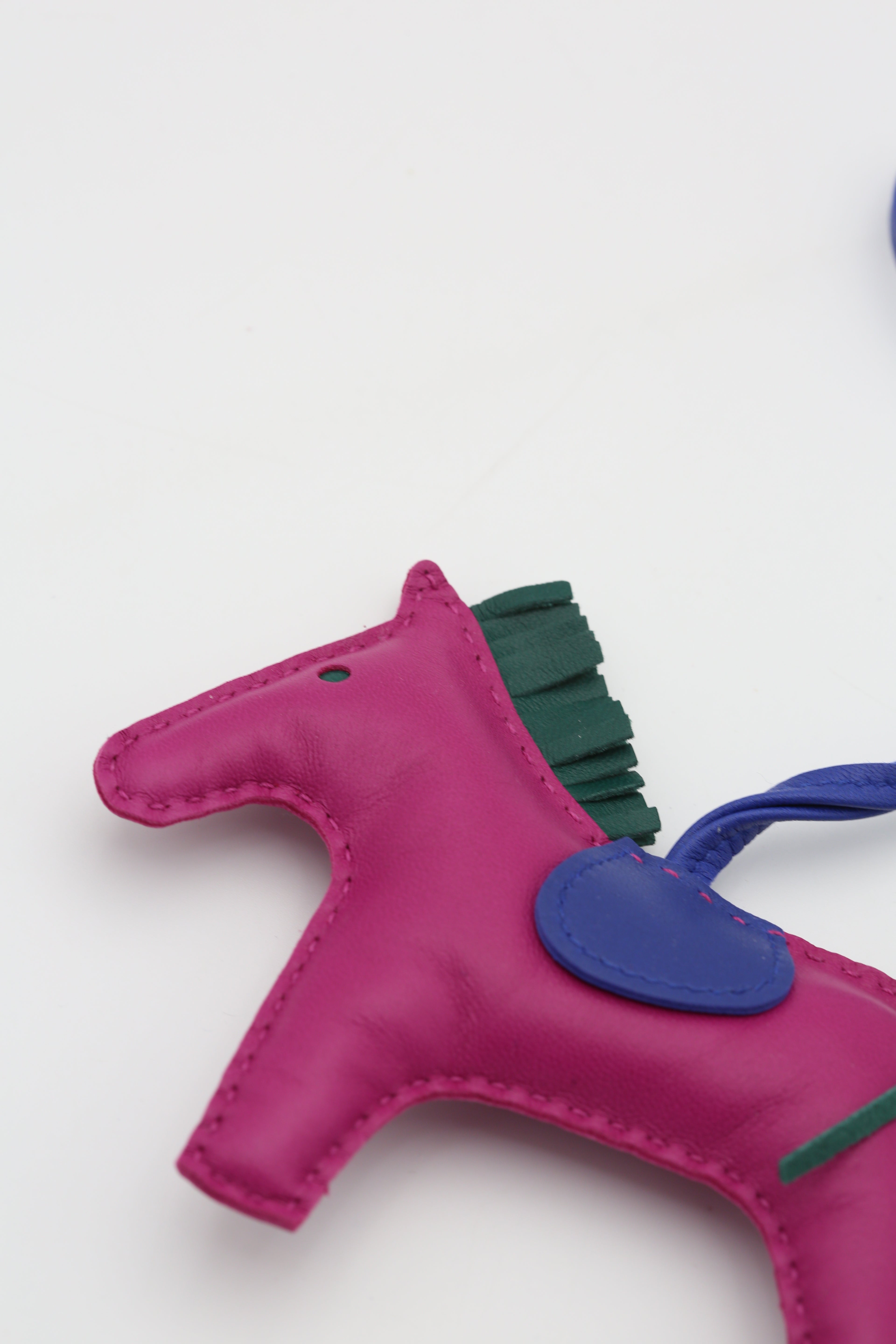 HERMÈS RODEO PM CHARM ROSE/BLEU LARGE