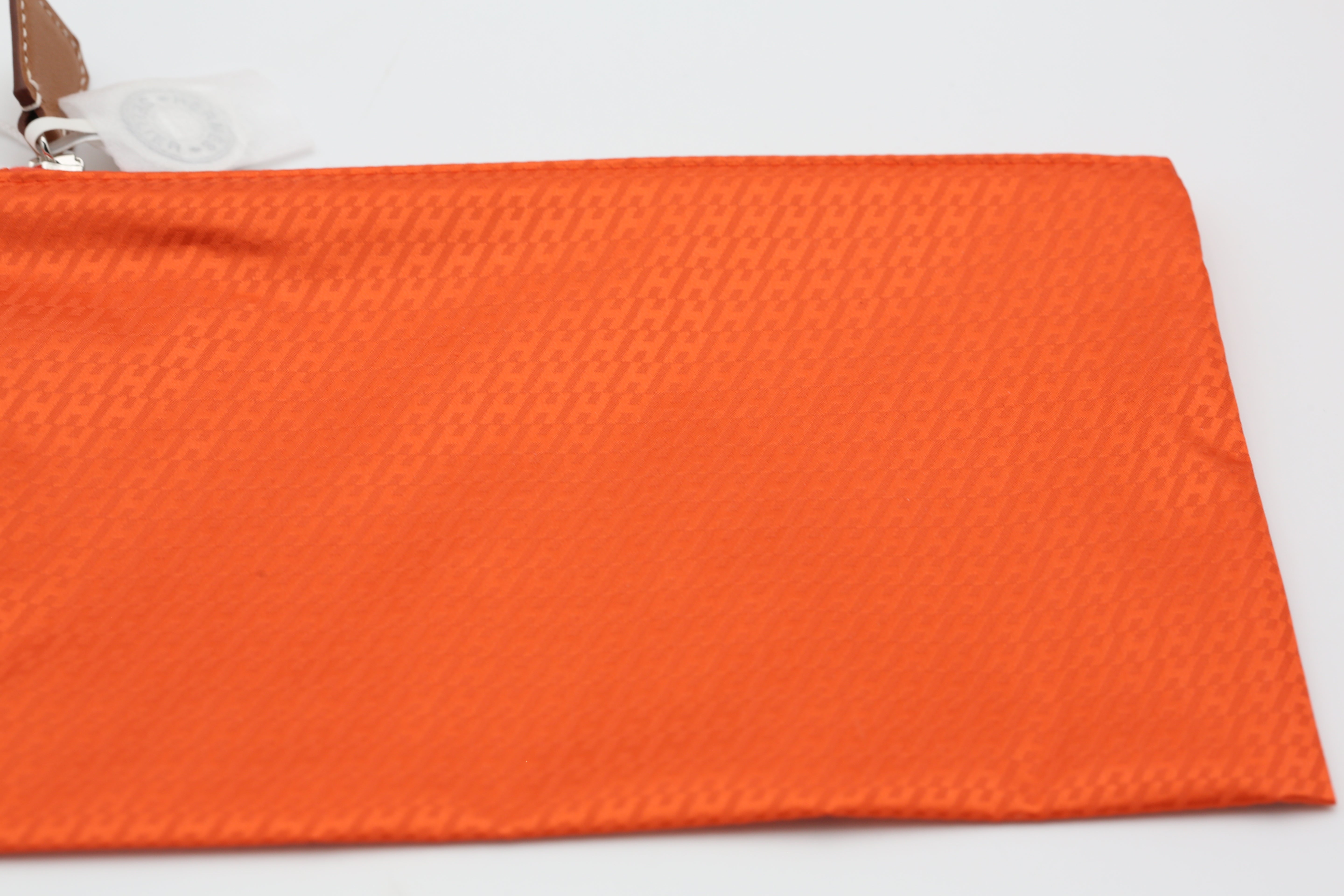 HERMÈS MAKEUP POUCH ORANGE