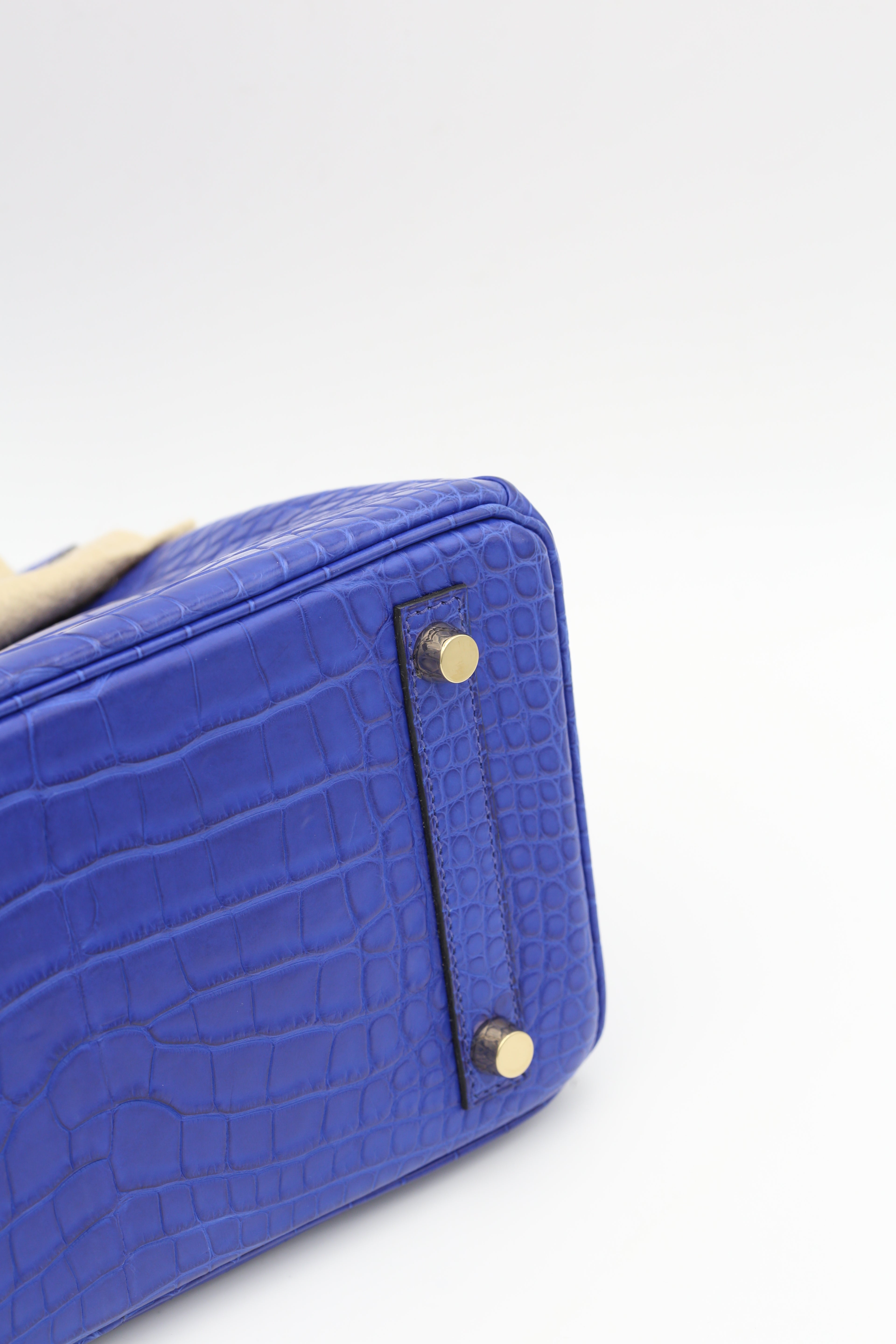 HERMÈS BIRKIN25 BLUE SAPPHIRE MATTE ALLIGATOR GOLD HARDWARE A STAMP