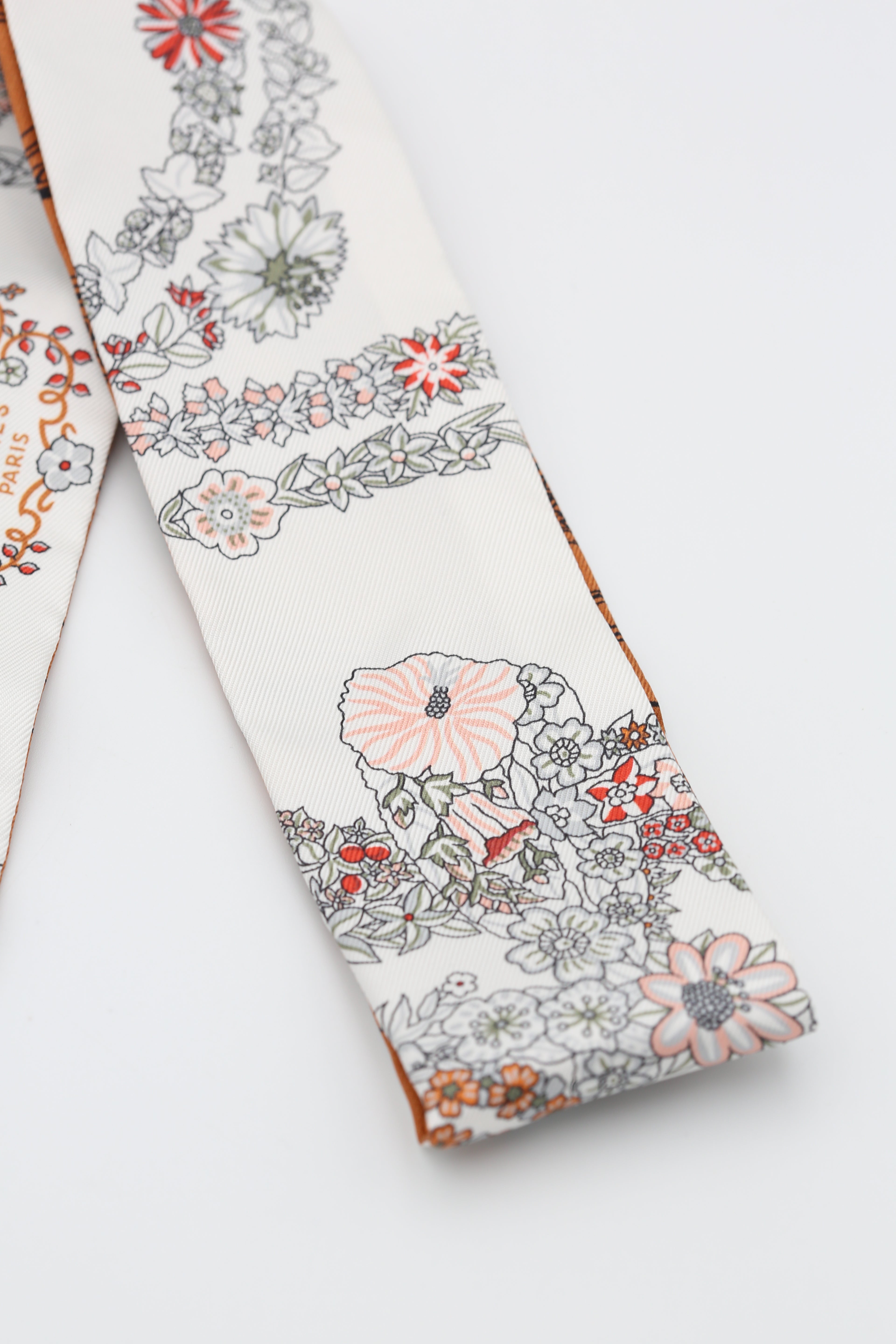 HERMÈS TWILLY BRIDES DE GALA EN FLE HG/BLANC/GRIS/CUIR