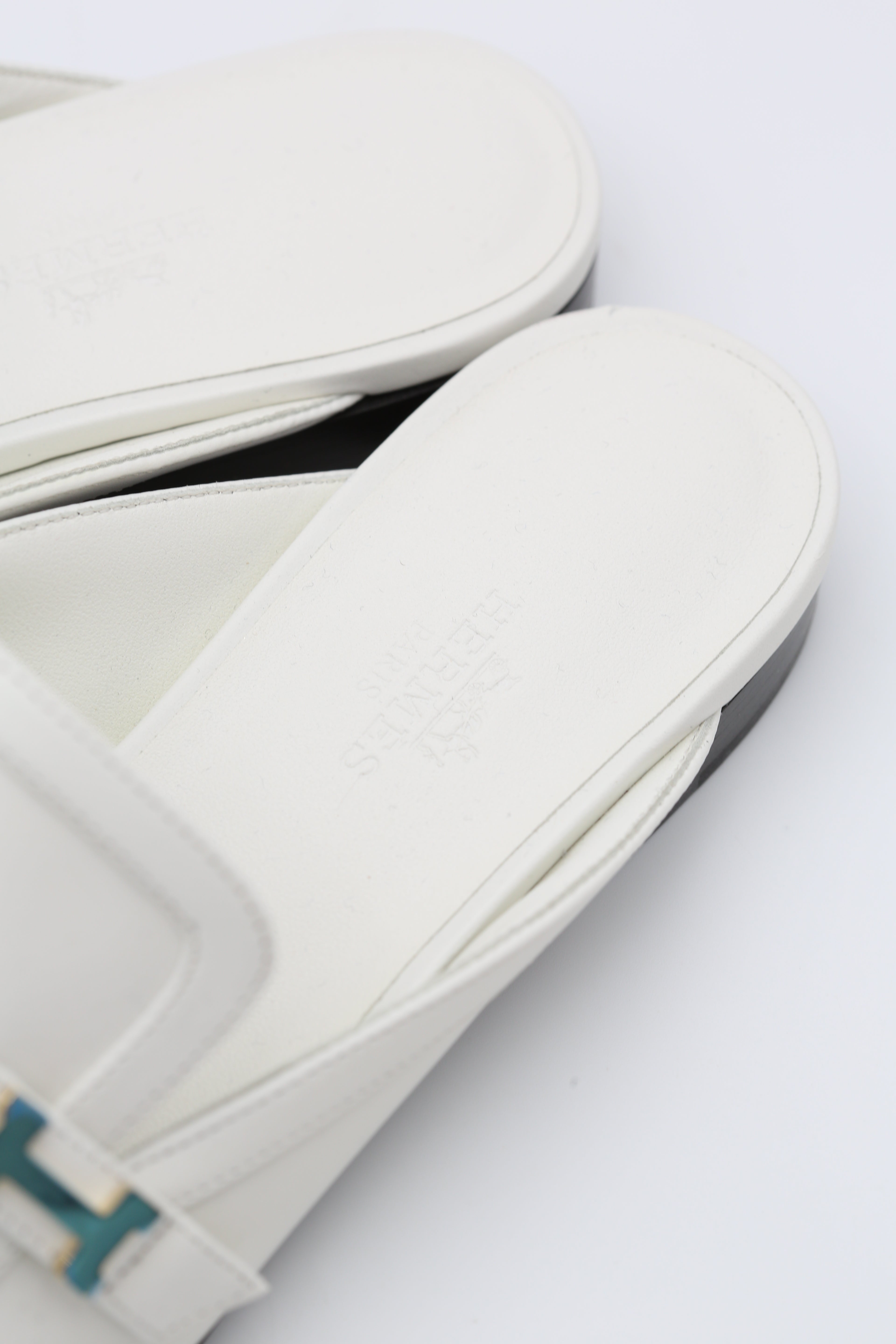 HERMÈS H MULE WHITE SIZE 37