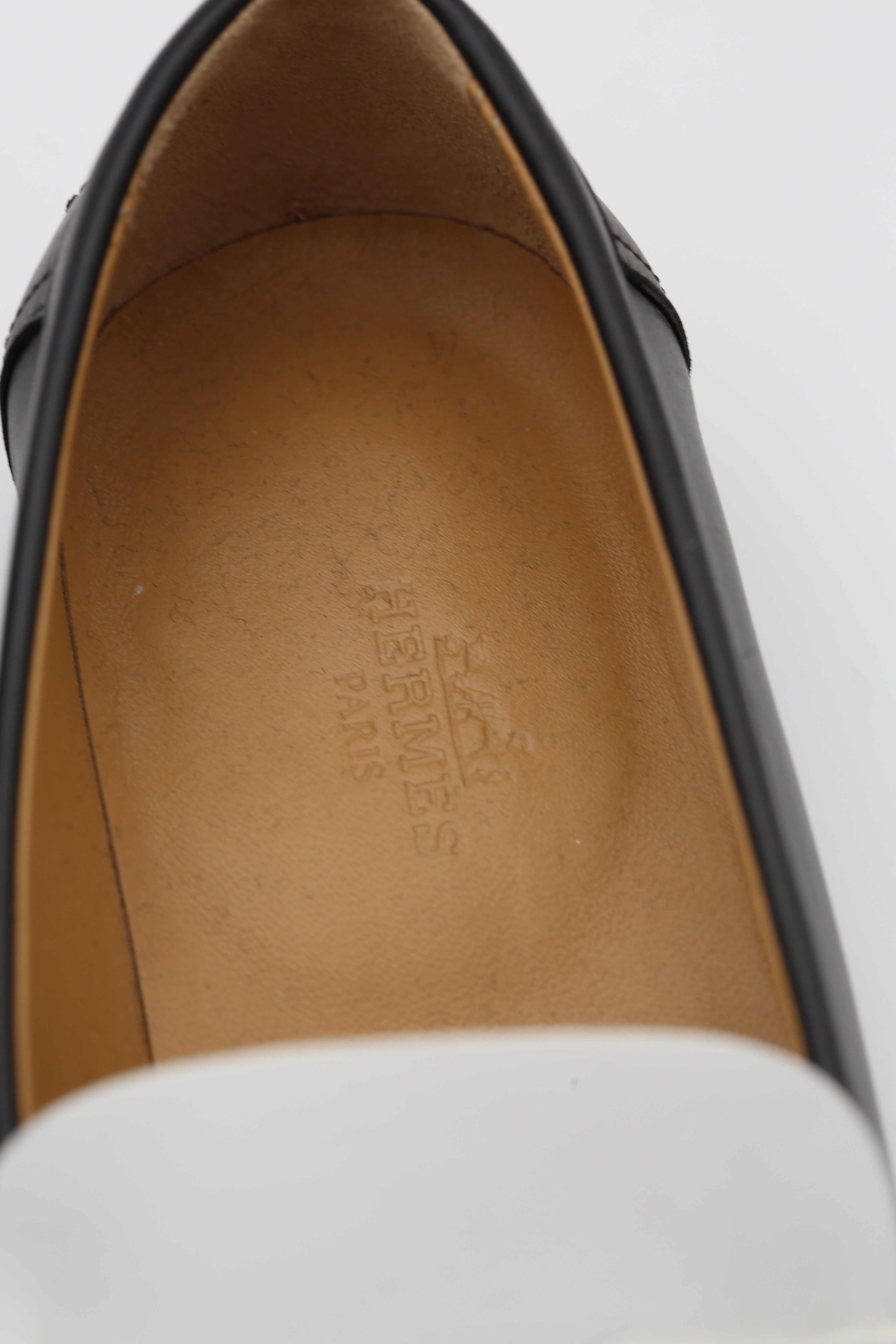 HERMÈS KENNEDY LOAFER NOIR/BLANC SIZE 36