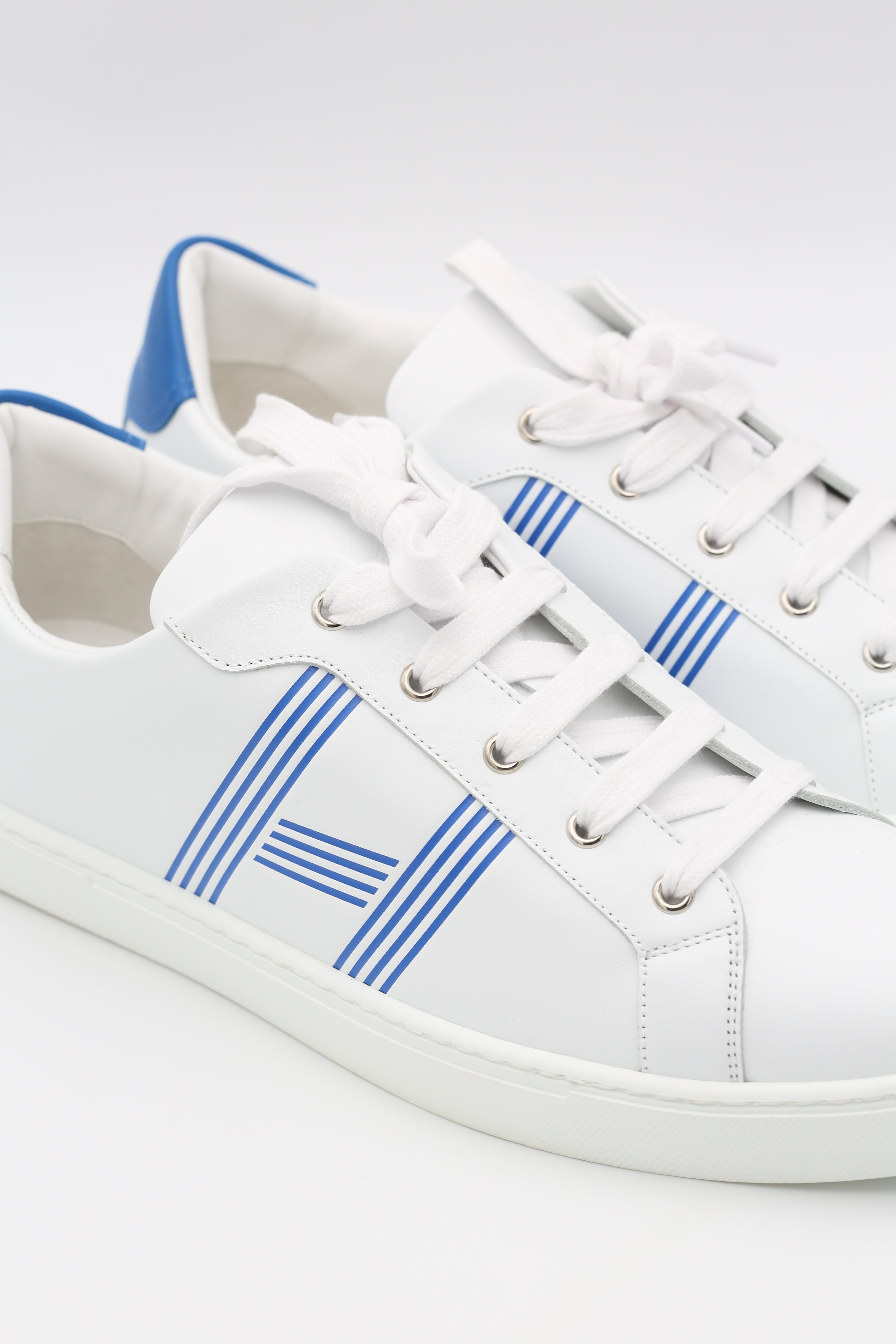 HERMÈS MEN SNEAKER WHITE/BLEU SIZE 44