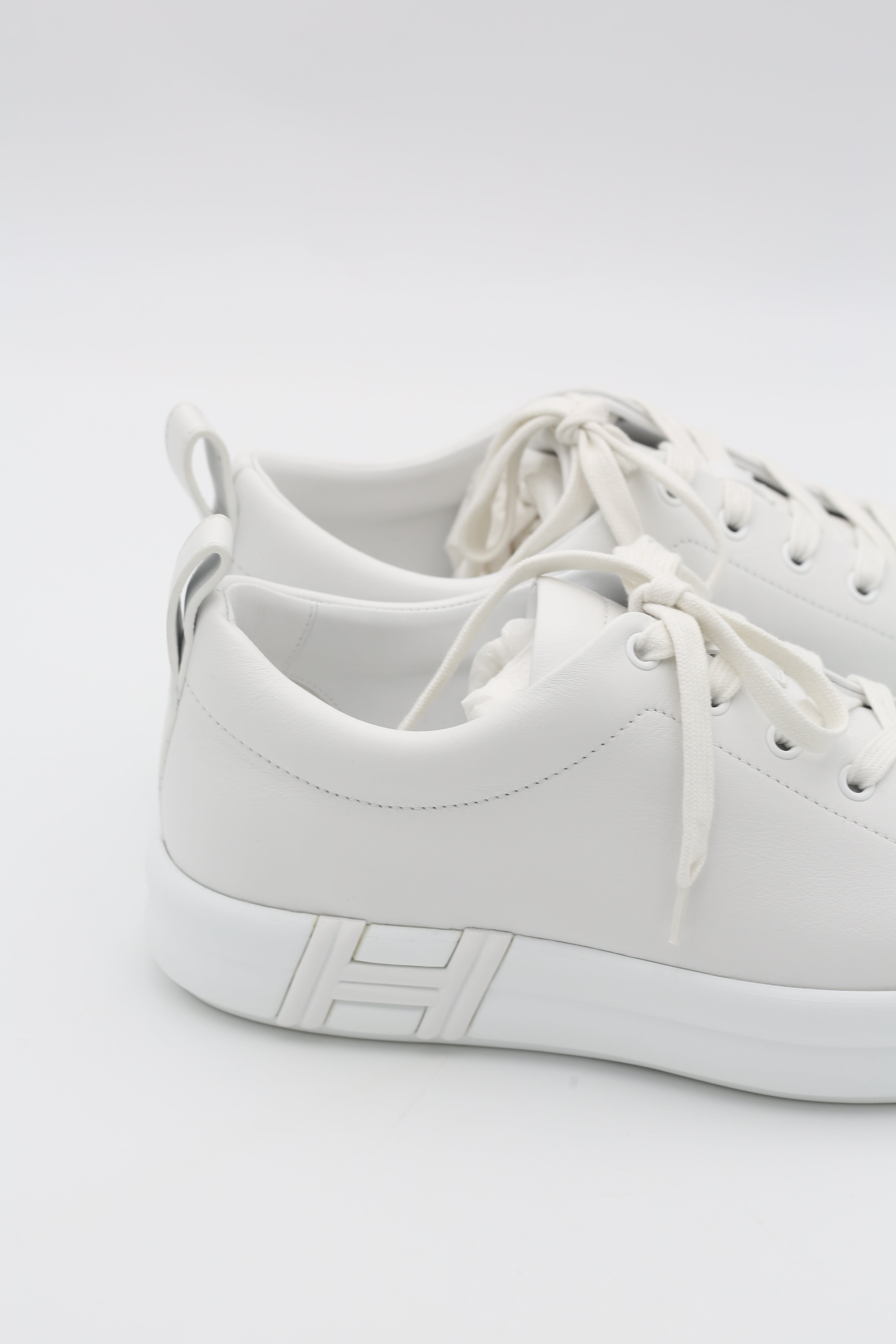 HERMÈS SNEAKER WHITE SIZE 38.5