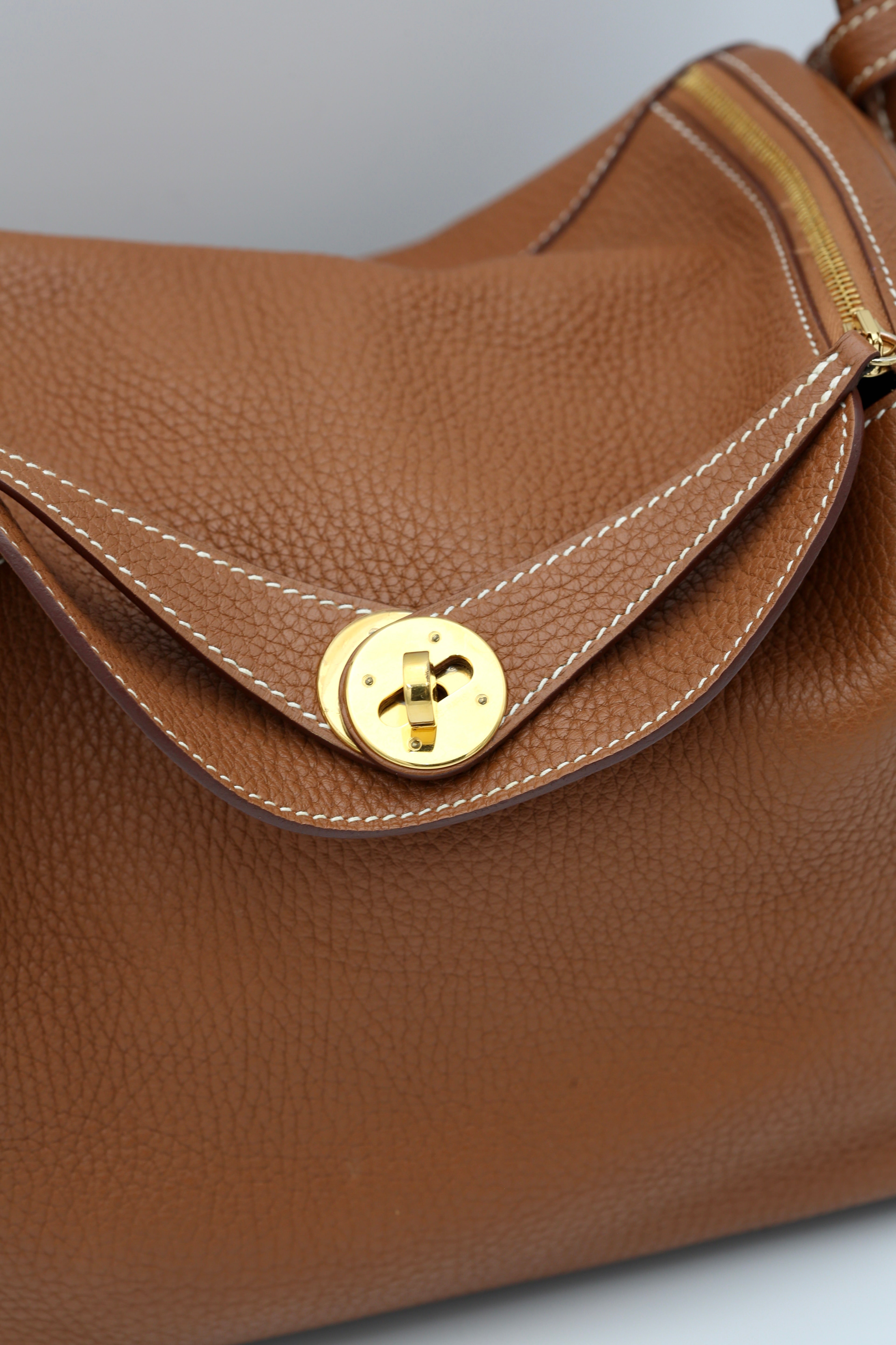 HERMÈS LINDY26 GOLD TC GOLD HARDWARE C STAMP