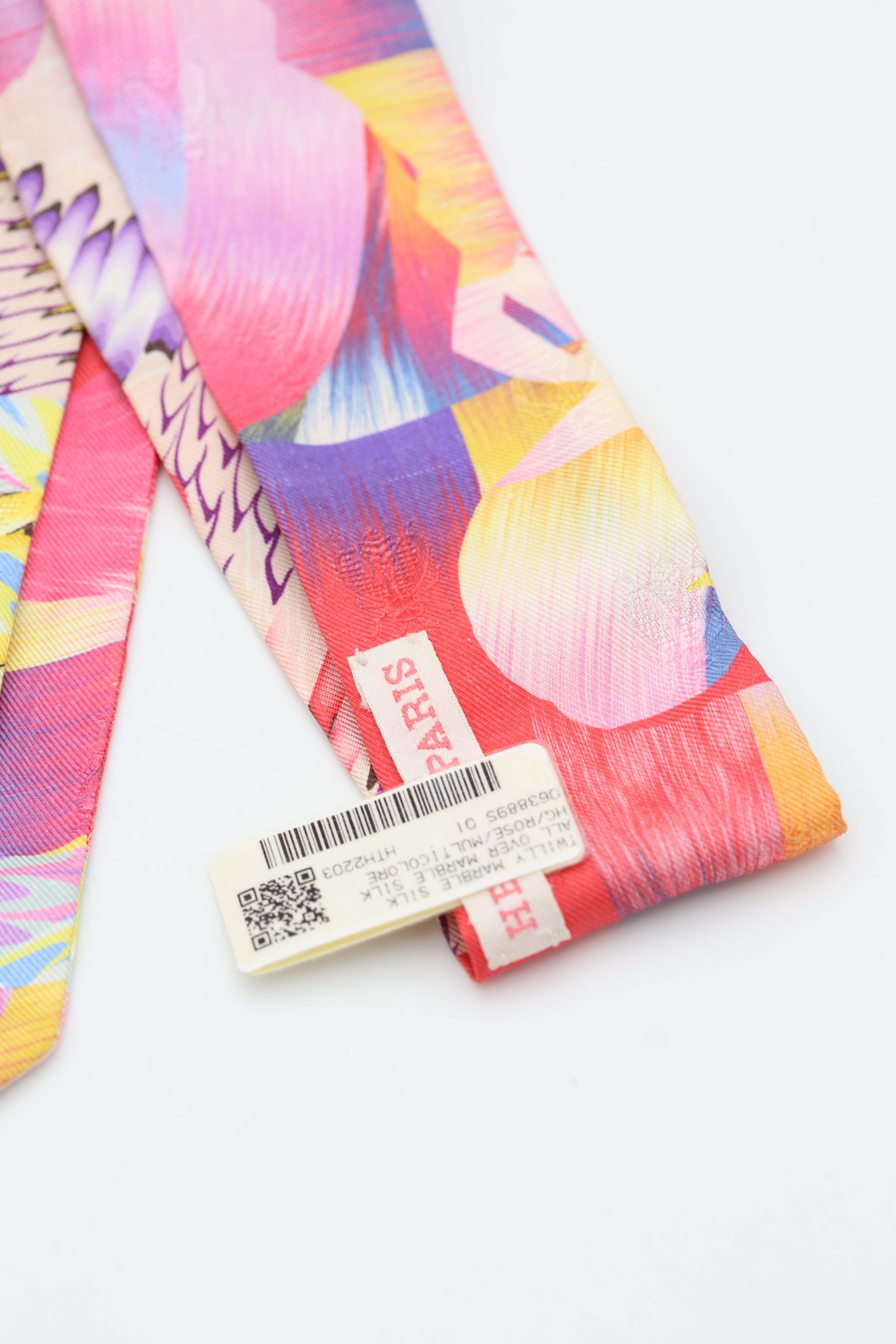 HERMÈS TWILLY MARBLE SILK ALL OVER MARBLE SILK HG/ROSE/MULTICOLOR