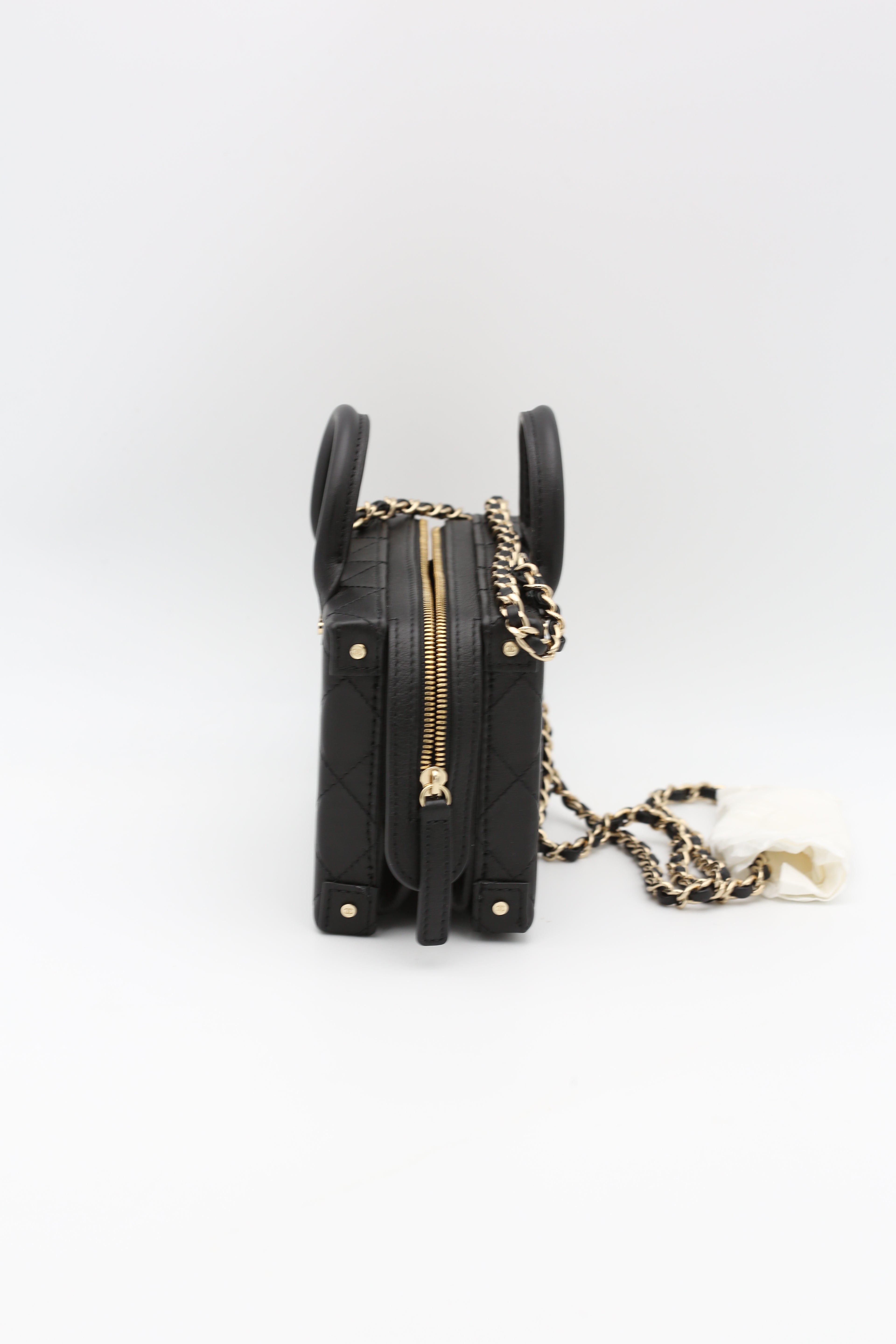 CHANEL 22B SMALL VANITY CASE BLACK GOLD HARDWARE