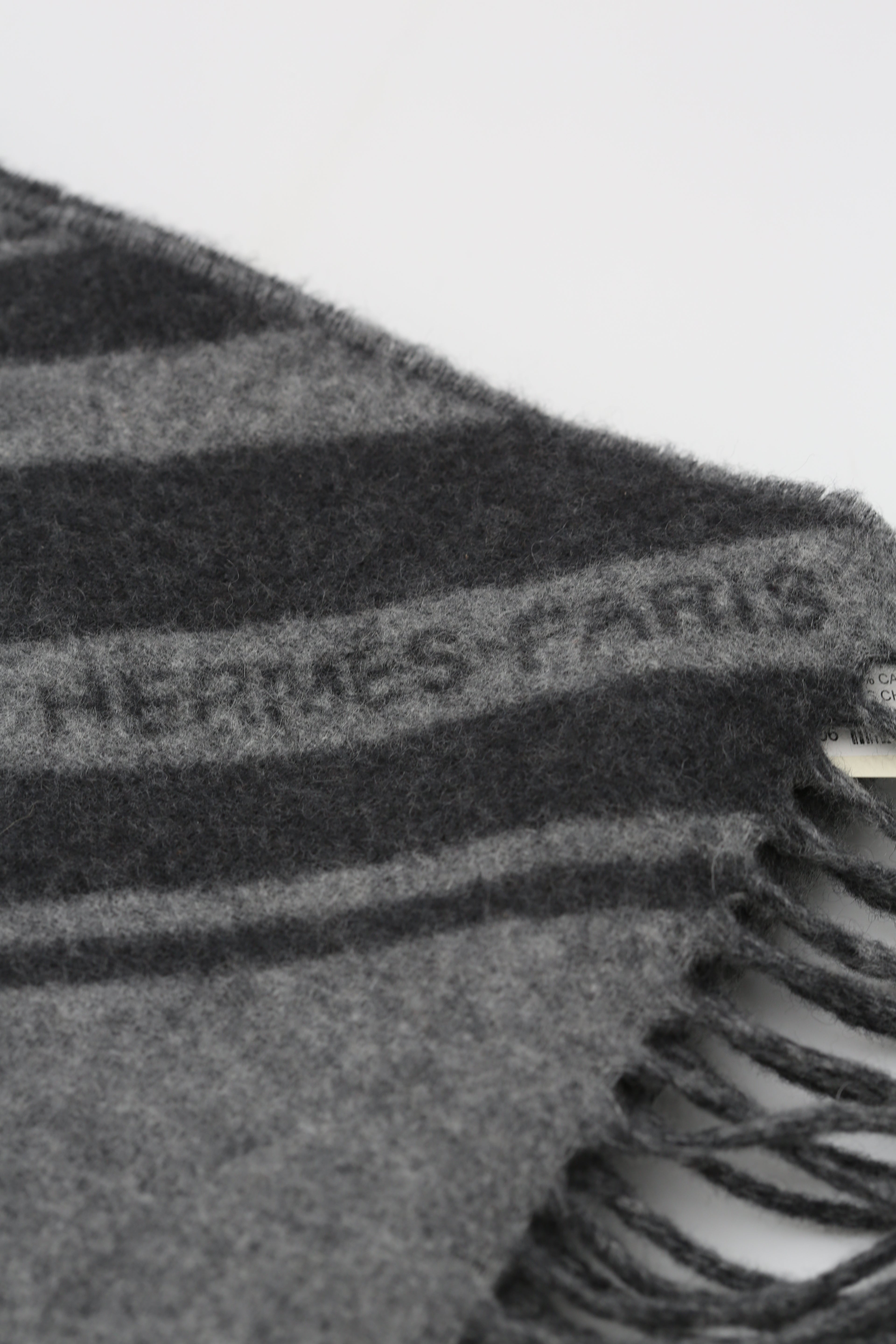 HERMÈS ECHARPE SANGLES EN ZIG ZAG CACHEMIRE GRIS CHINE/ANTHRACITE