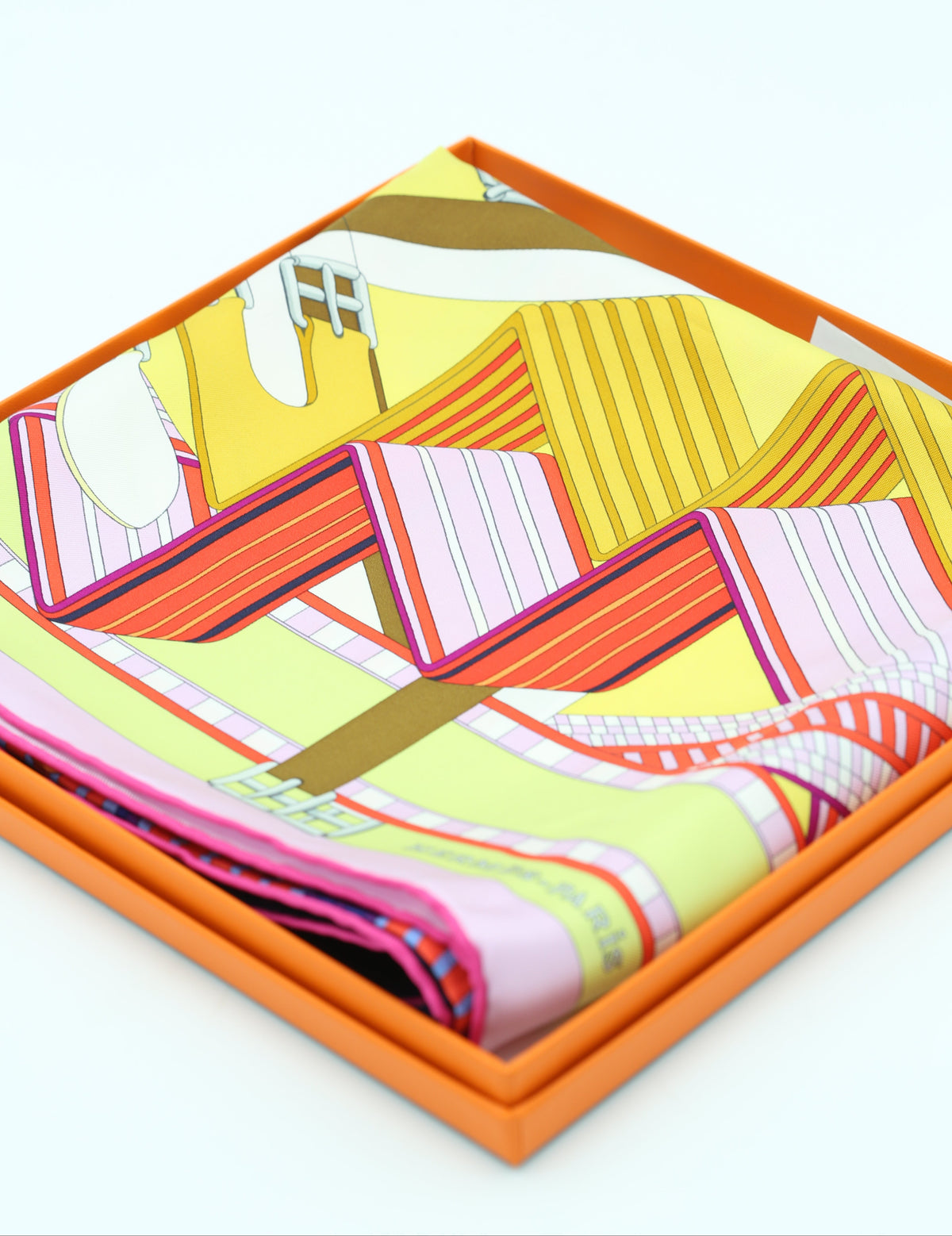 SCARF 90X90 LIGHT JAUNE & DARK BLEU & ROSE
