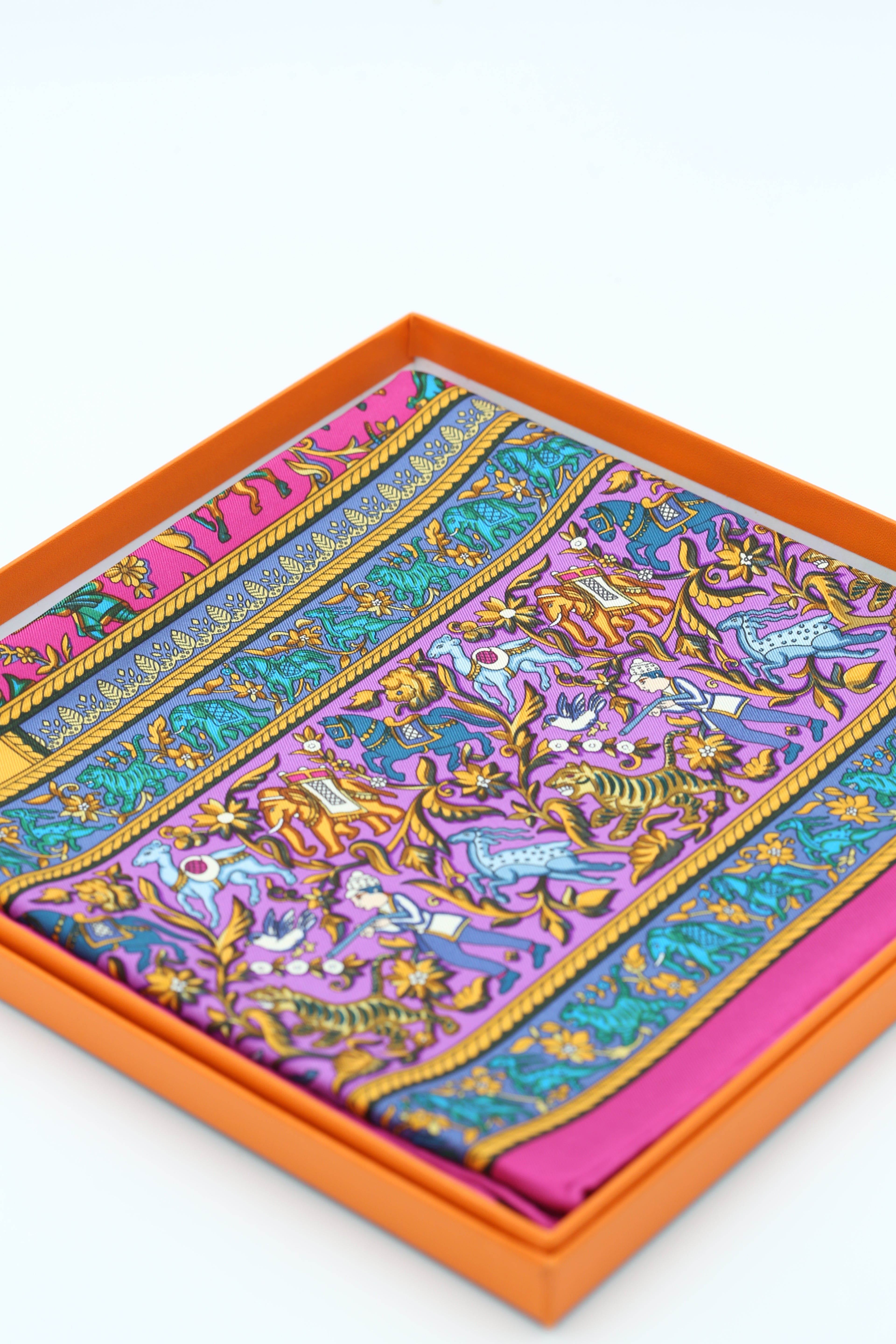 HERMÈS SCARF 90X90 PURPLE