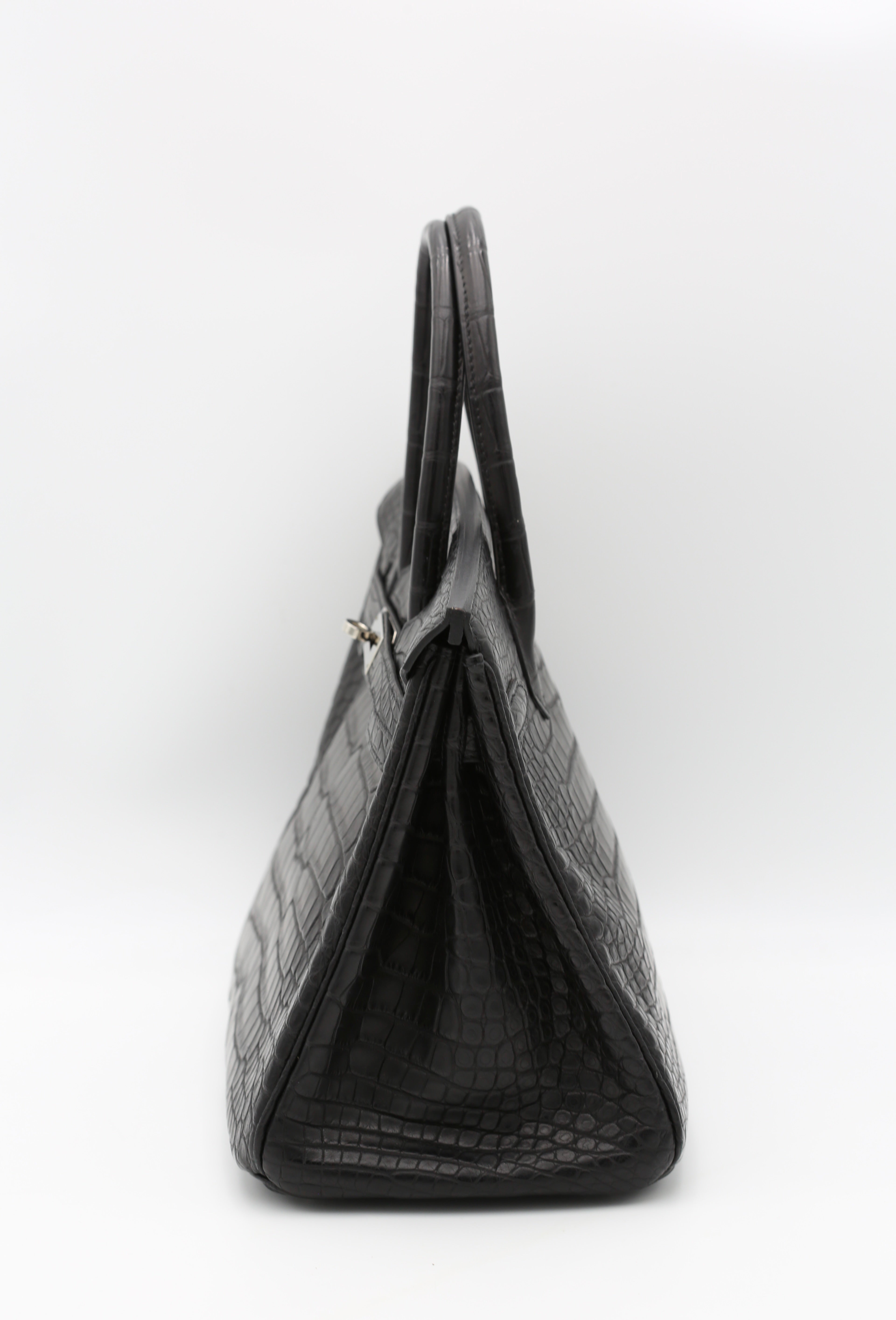 HERMÈS BIRKIN30 NOIR MATTE ALLIGATOR SILVER HARDWARE SQUARE O STAMP