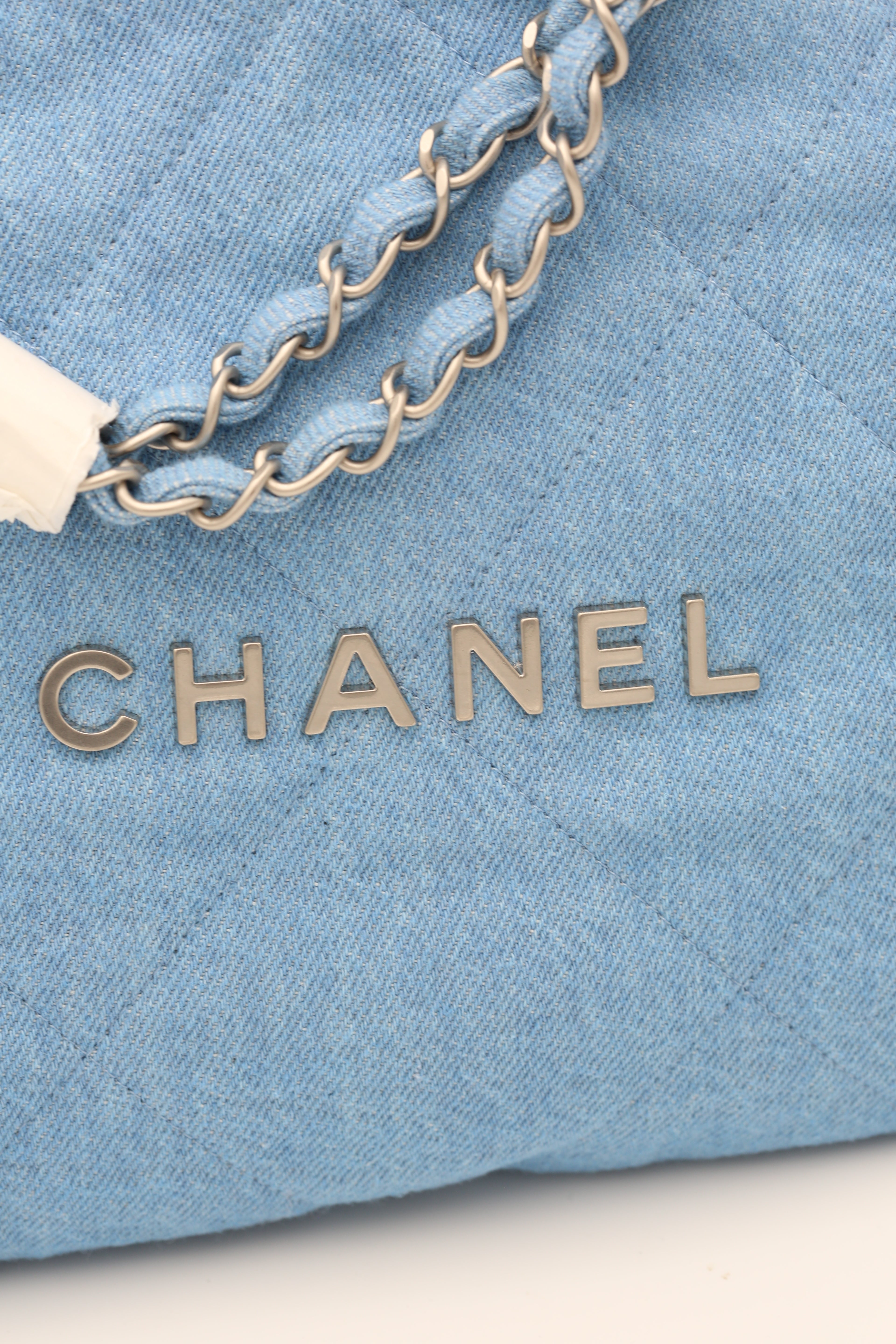 CHANEL 22 HANDBAG LIGHT BLEU SMALL