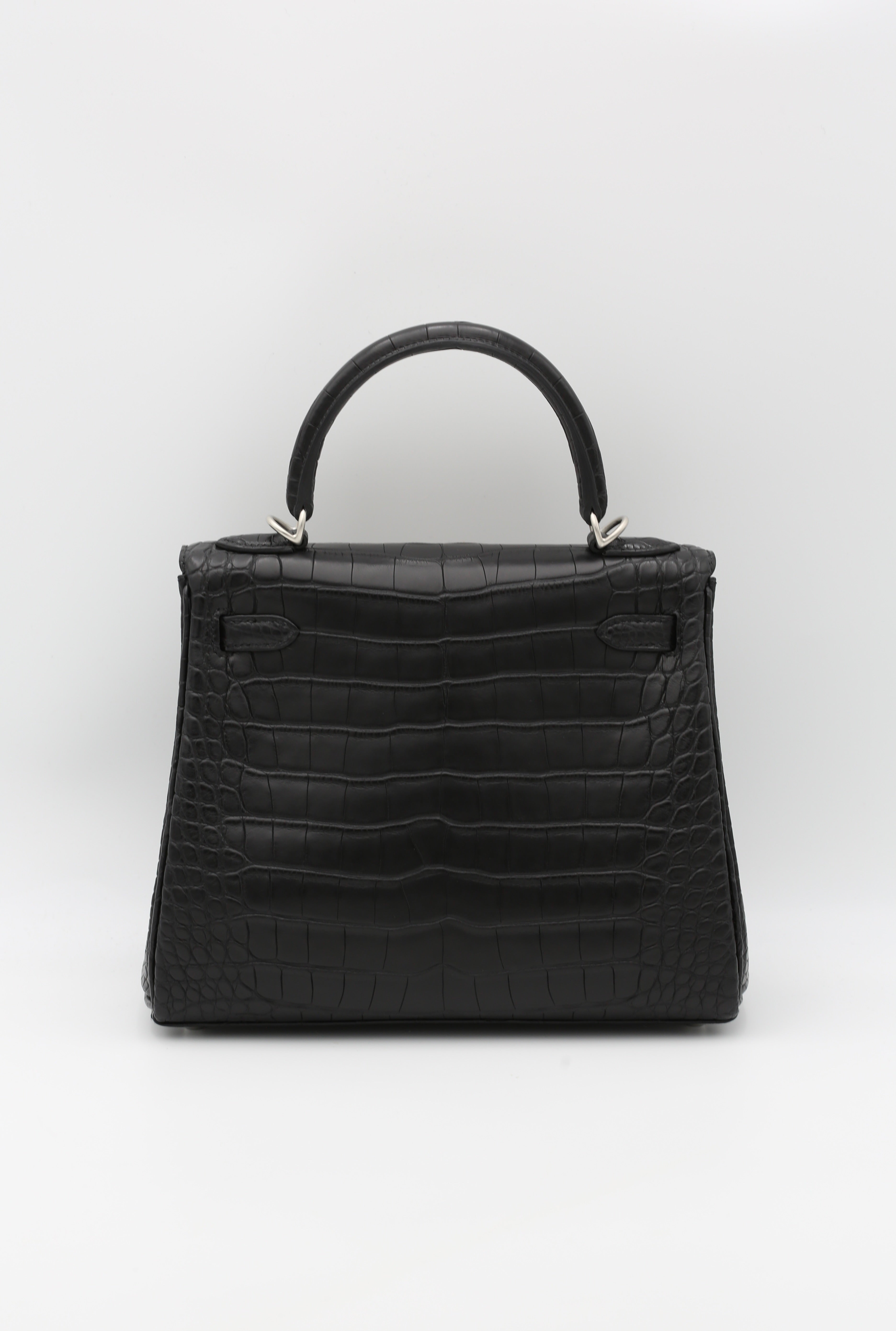 HERMÈS KELLY25 NOIR MATT MISSISSIPPI ALLIGATOR SILVER HARDWARE K STAMP