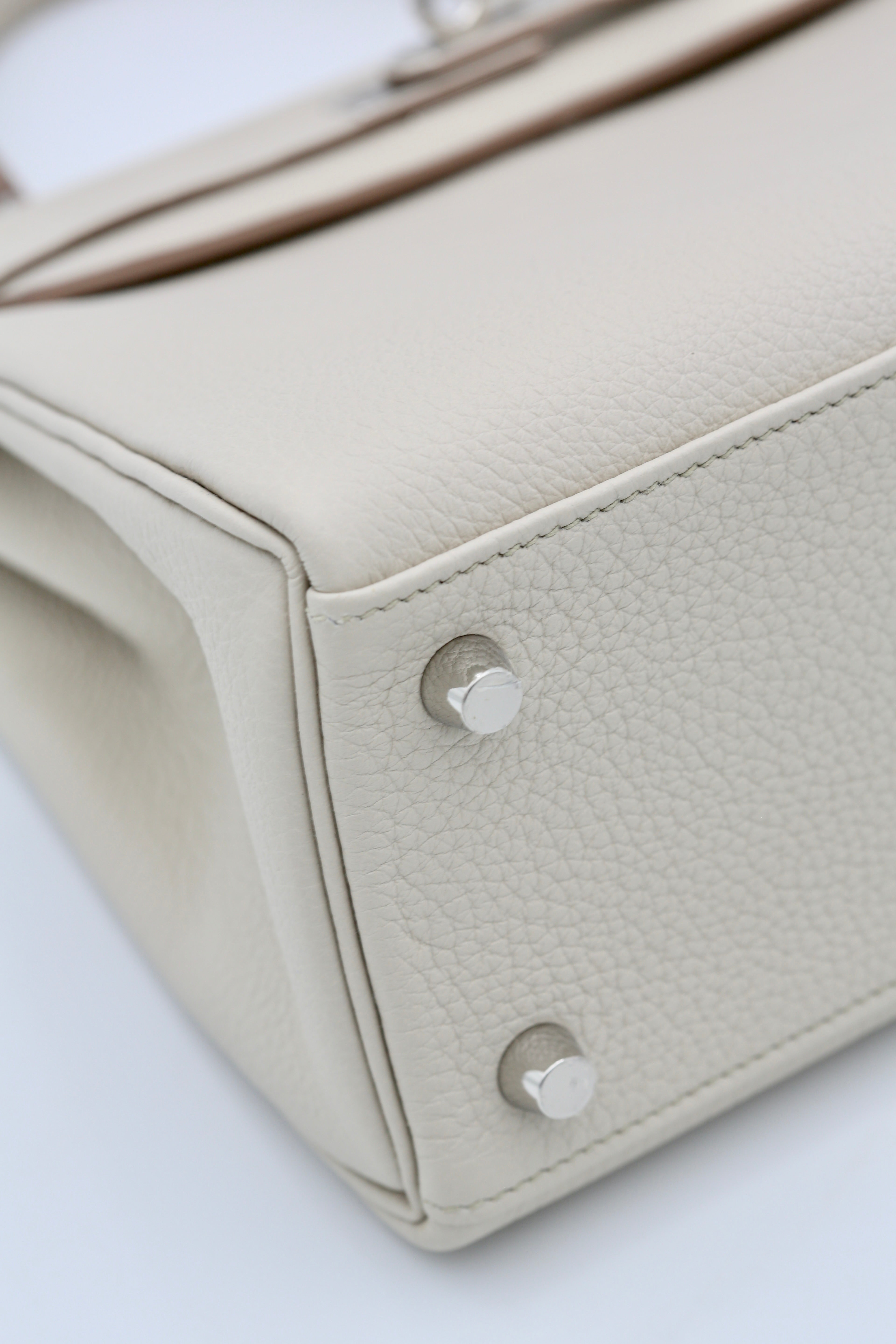 HERMÈS KELLY25 BETON/GRIS TOGO SILVER HARDWARE K STAMP