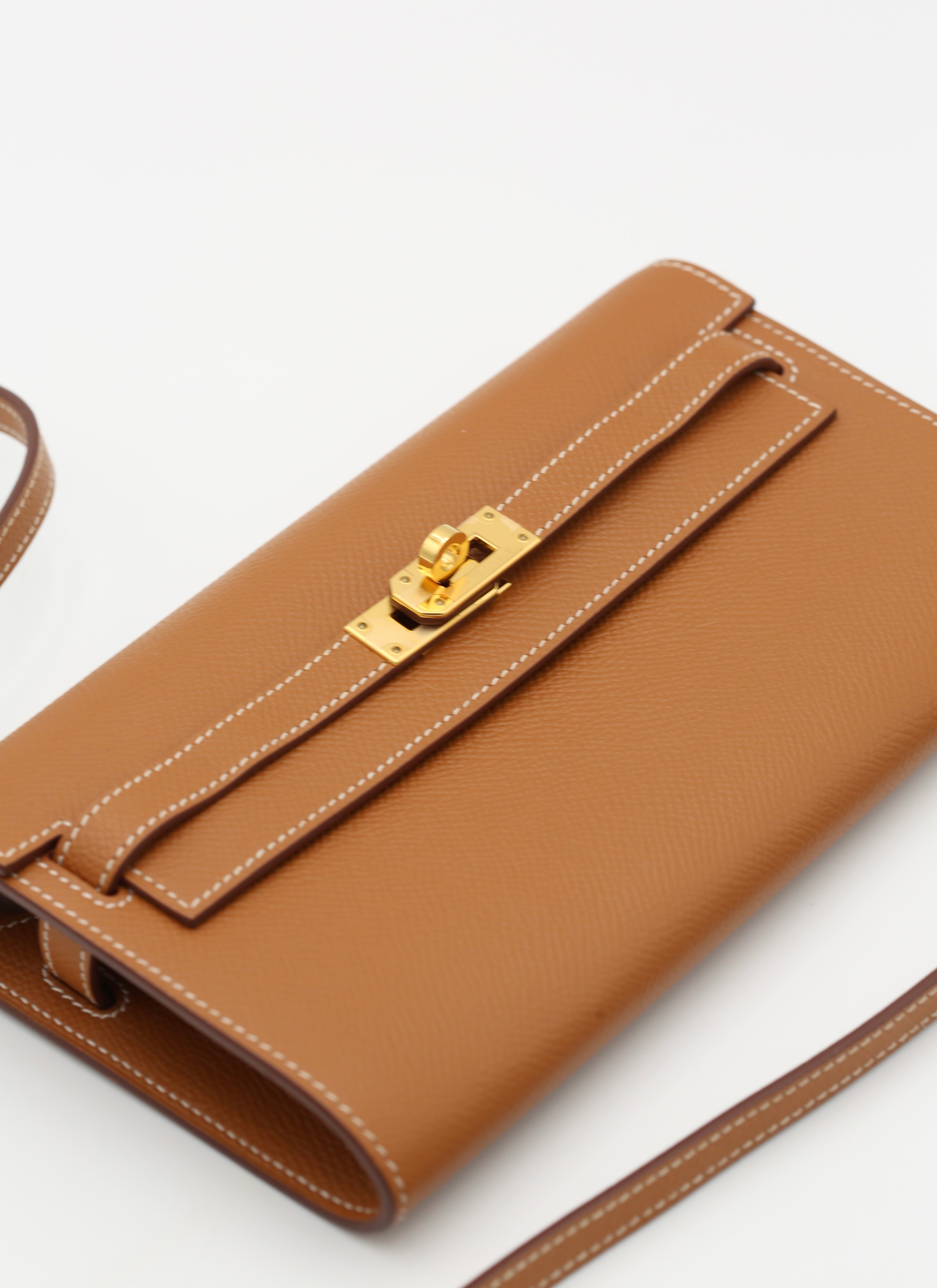 HERMÈS KELLY TO GO GOLD EPSOM GOLD HARDWARE Z STAMP