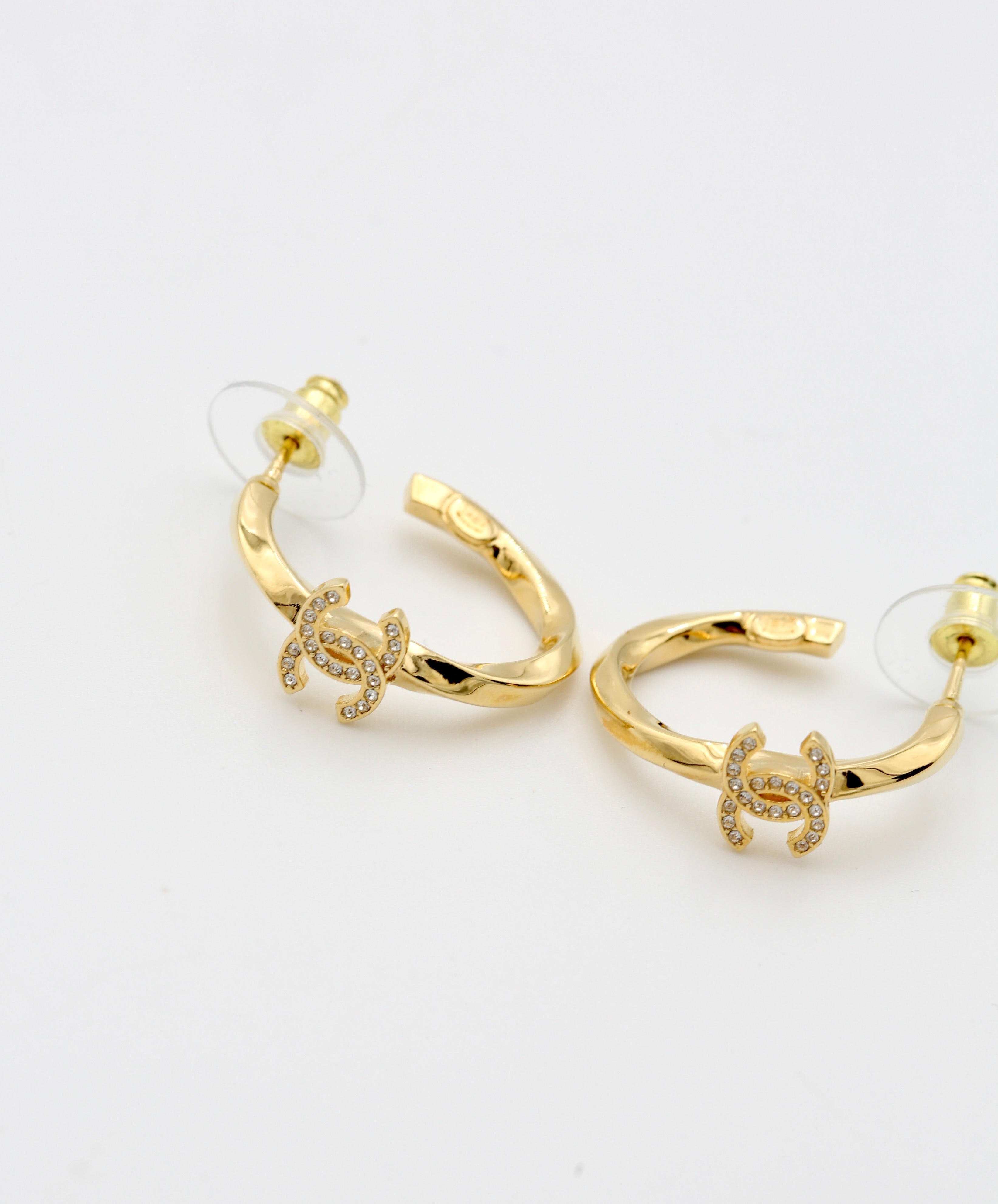 CHANEL CC LOGO CRYSTAL HOOP EARRINGS GOLD