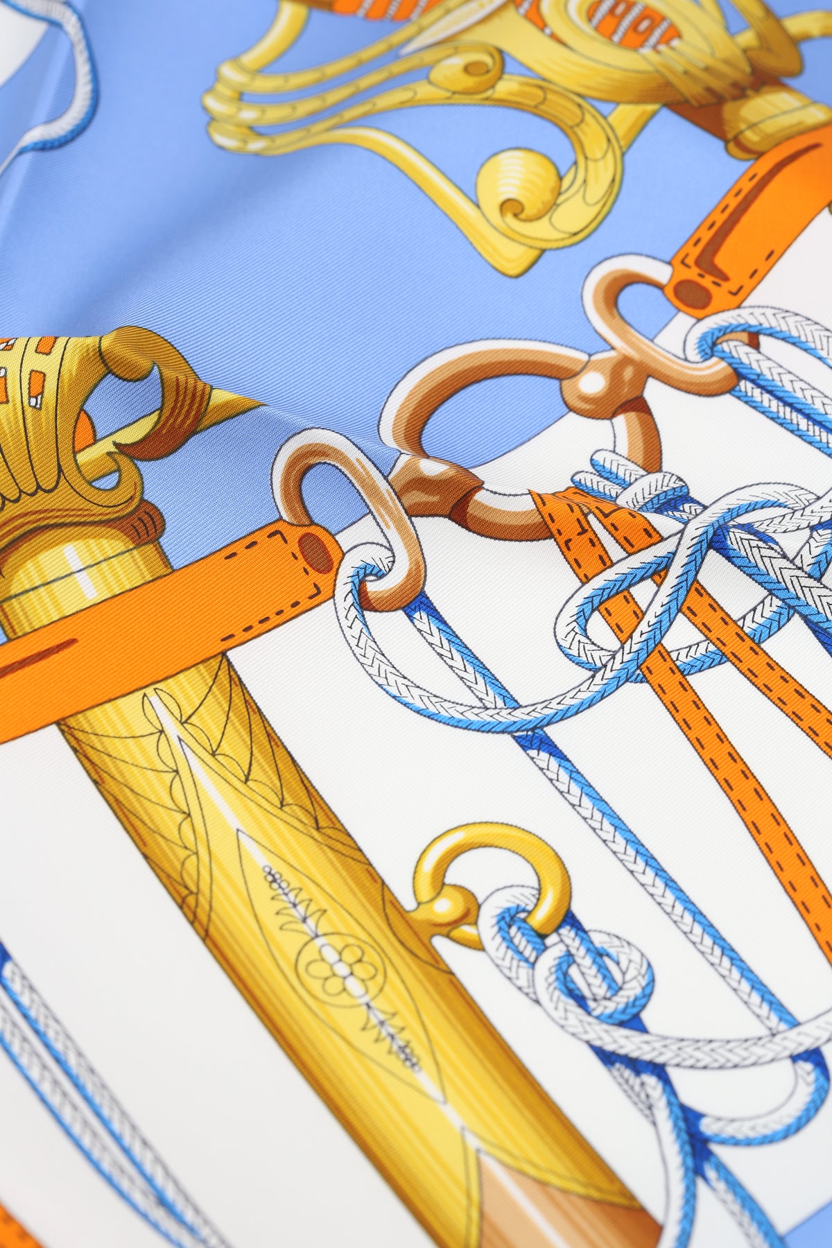 HERMÈS SCARF90X90 CARRE TWILL CLIQUETIS MH/BLEU CIEL/VIEIL