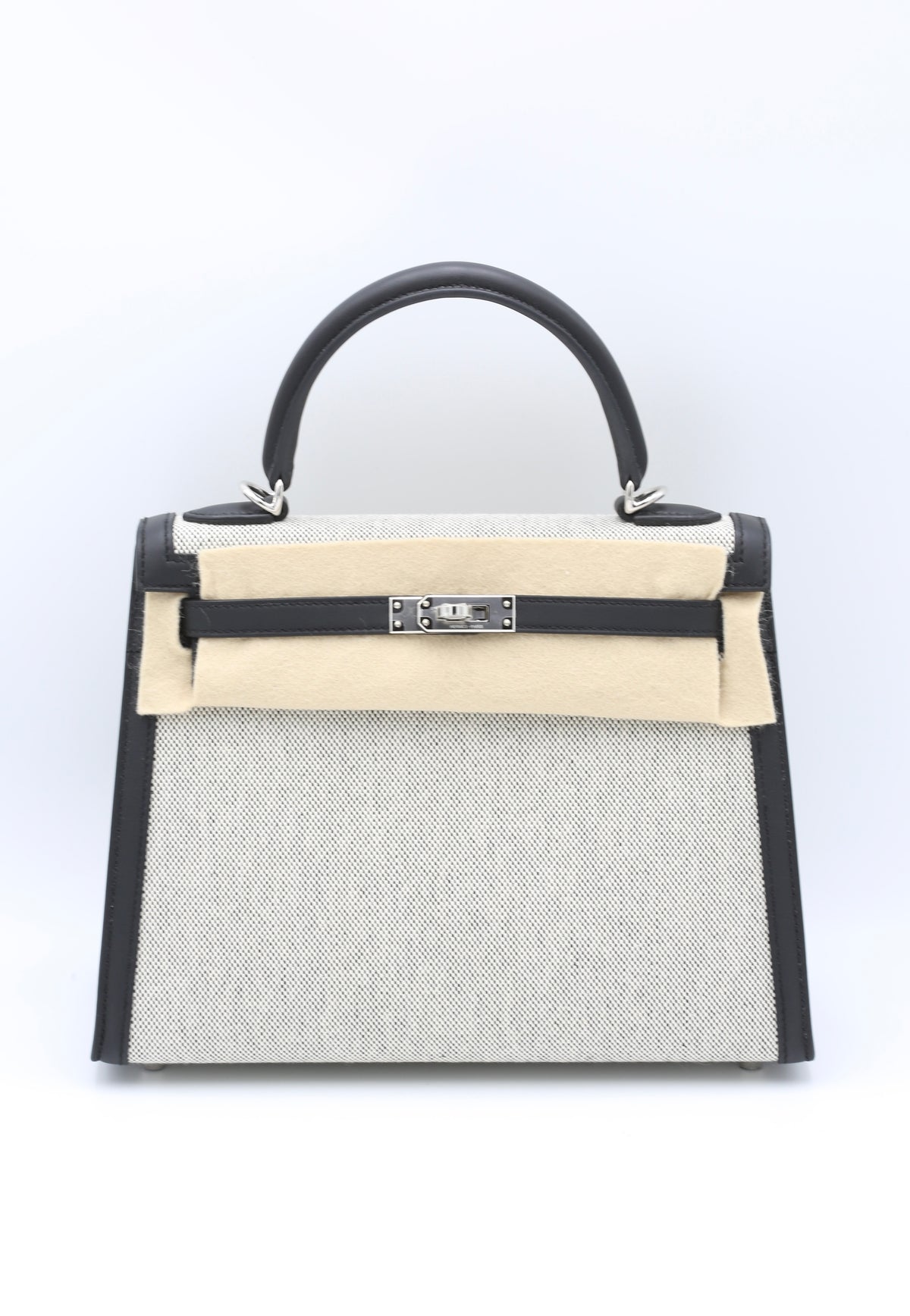 HERMÈS KELLY25 ECRU-NOIR SELLIER CANVAS/SWIFT CLAFSKIN SILVER HARDWARE G STAMP
