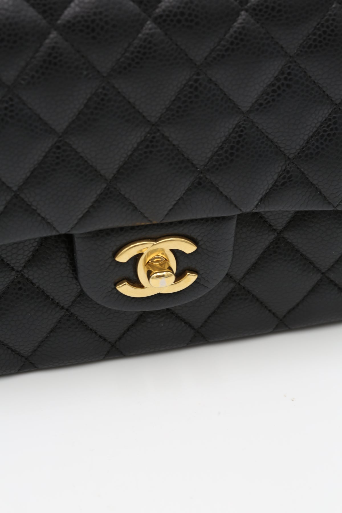 CHANEL CLASSIC DOUBLE FLAP MEDIUM BLACK CAVIAR GOLD HARDWARE