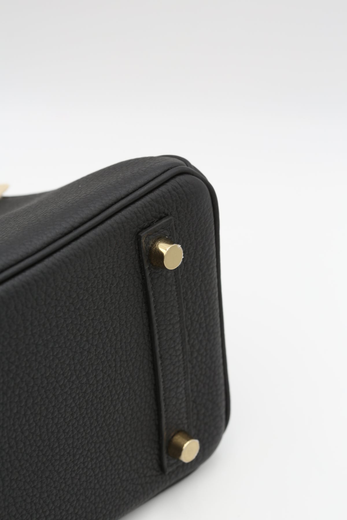 HERMÈS BIRKIN25 NOIR TOUCH TOGO CALFSKIN MATTE ALLIMISSI GOLD HARDWARE B STAMP