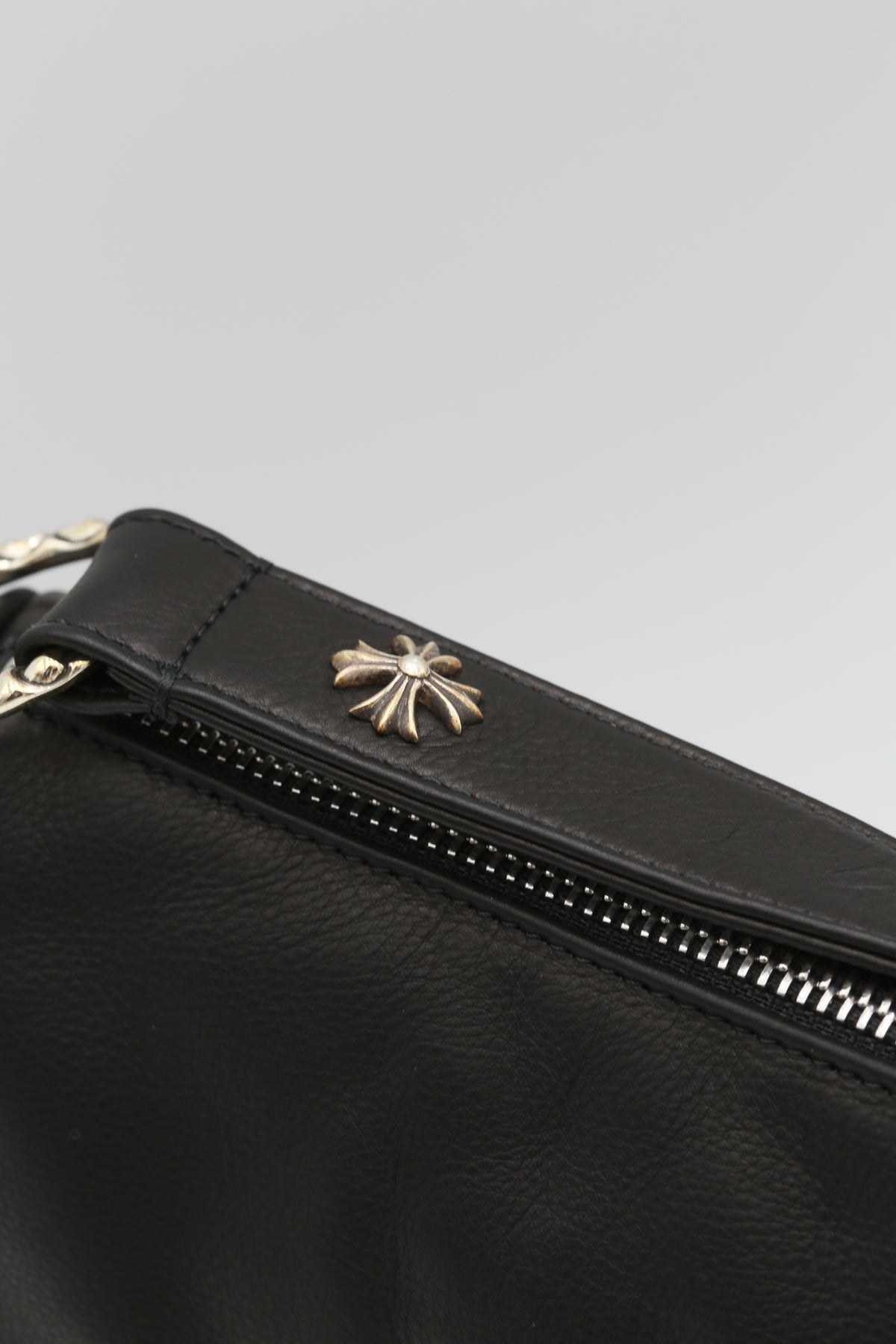 CHROME HEARTS BLACK SHOULDER BAG