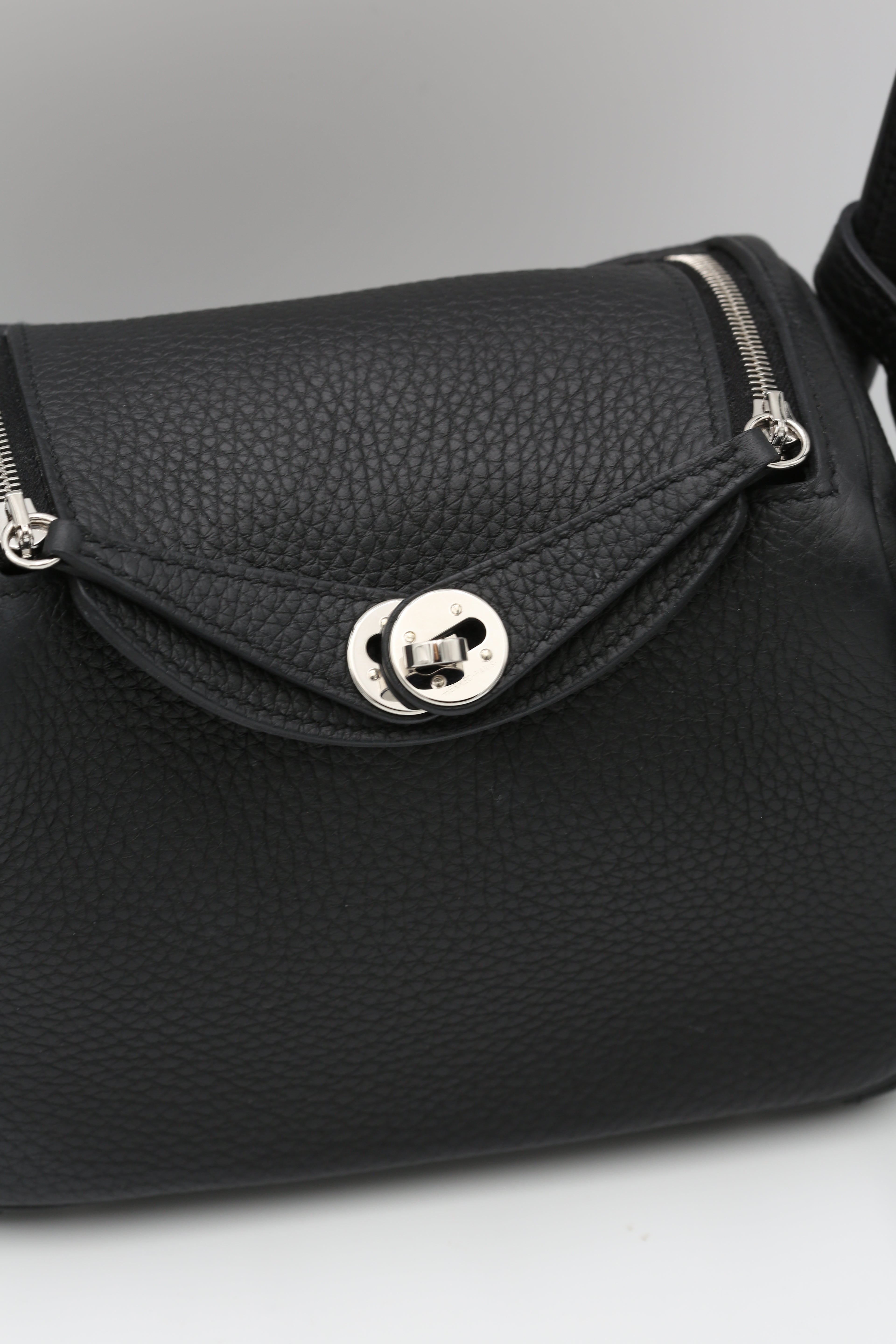 HERMÈS MINI LINDY NOIR SILVER HARDWARE K STAMP