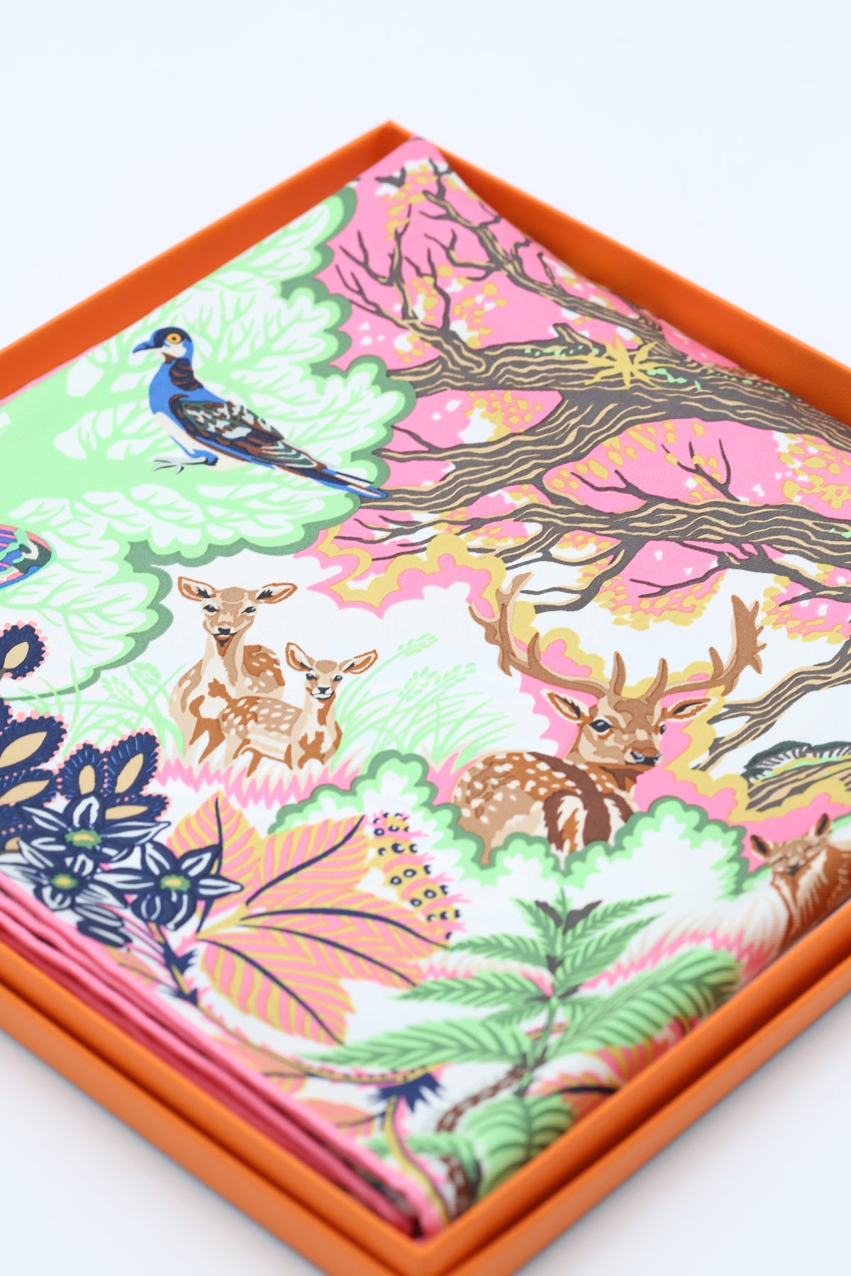 HERMÈS SCARF90X90 CARRE TWILL REWILDING NATURE EX/ROSE/VERT/BLEU