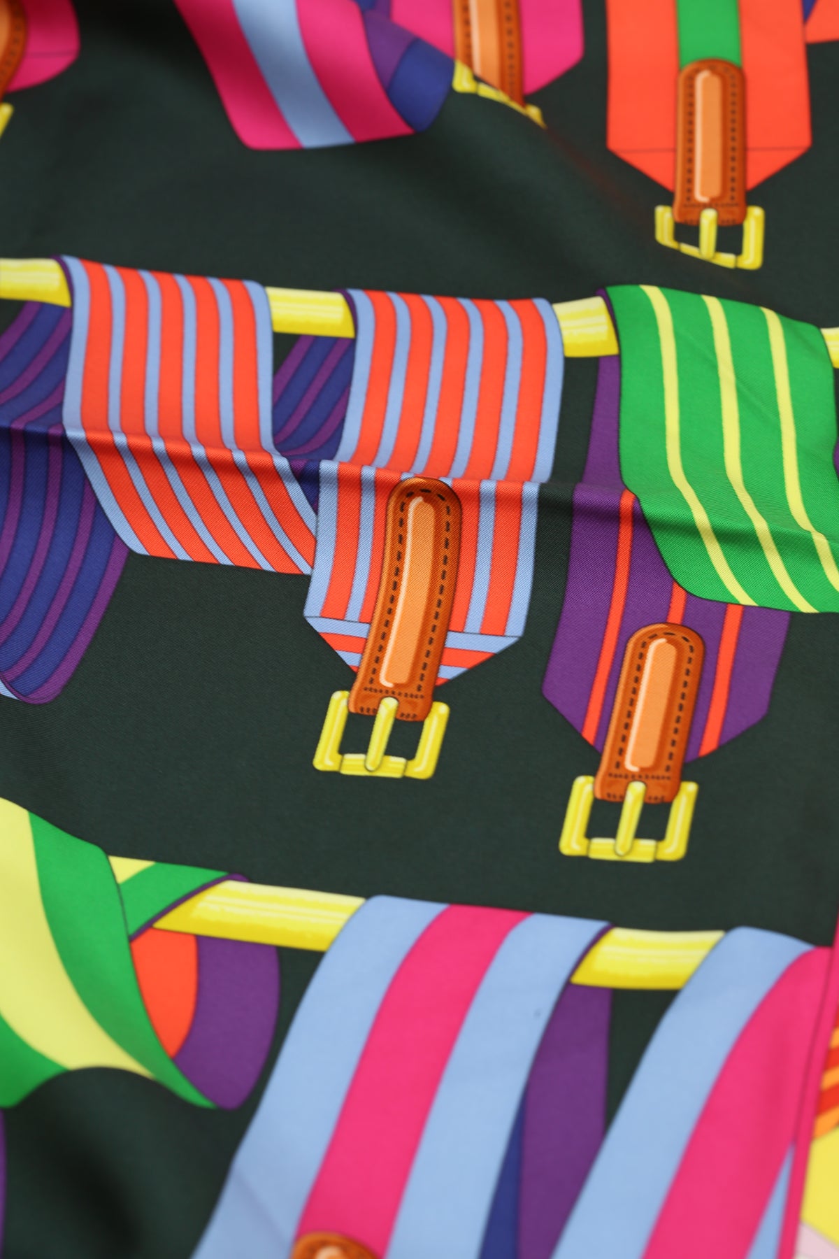 SCARF 90X90 LIGHT JAUNE & DARK BLEU & ROSE
