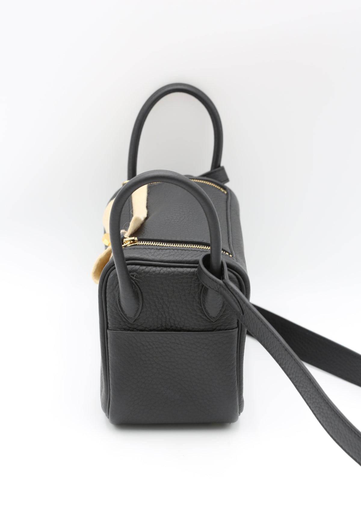 HERMÈS MINI LINDY NOIR TAURILLON CLEMENCE GOLD HARDWARE K STAMP