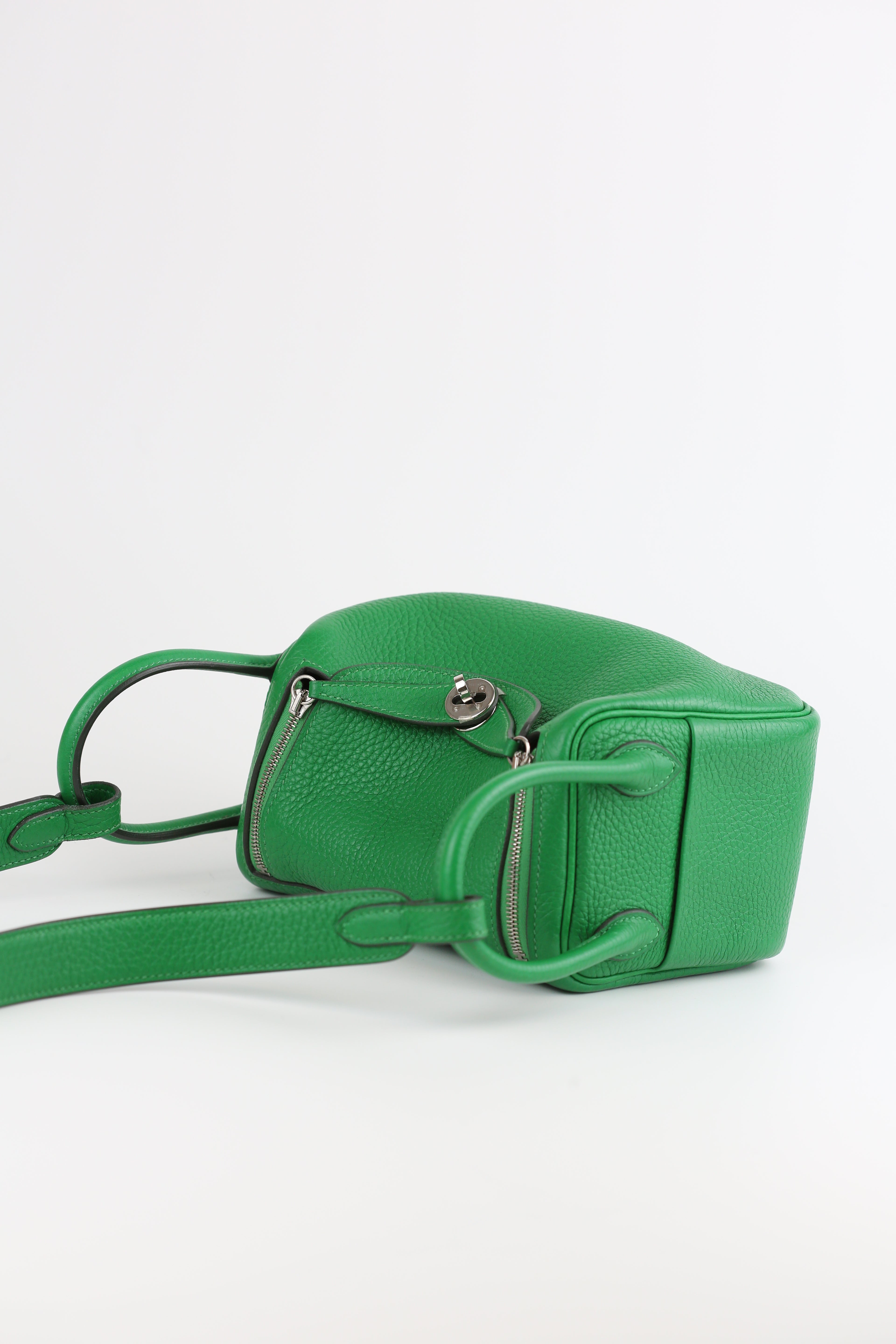HERMÈS Clemence Mini Lindy Bamboo