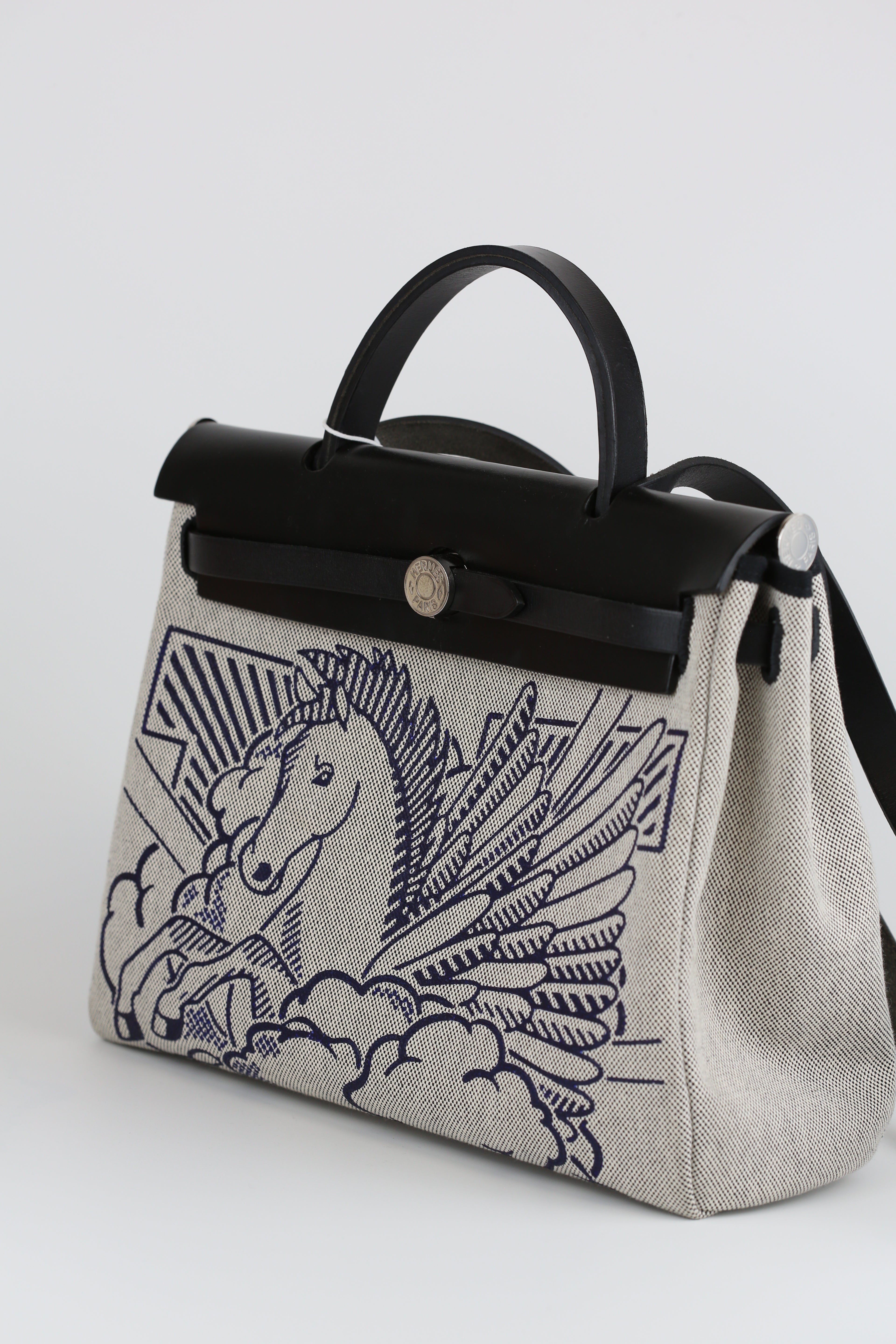 HERMÈS Noir Herbag 31