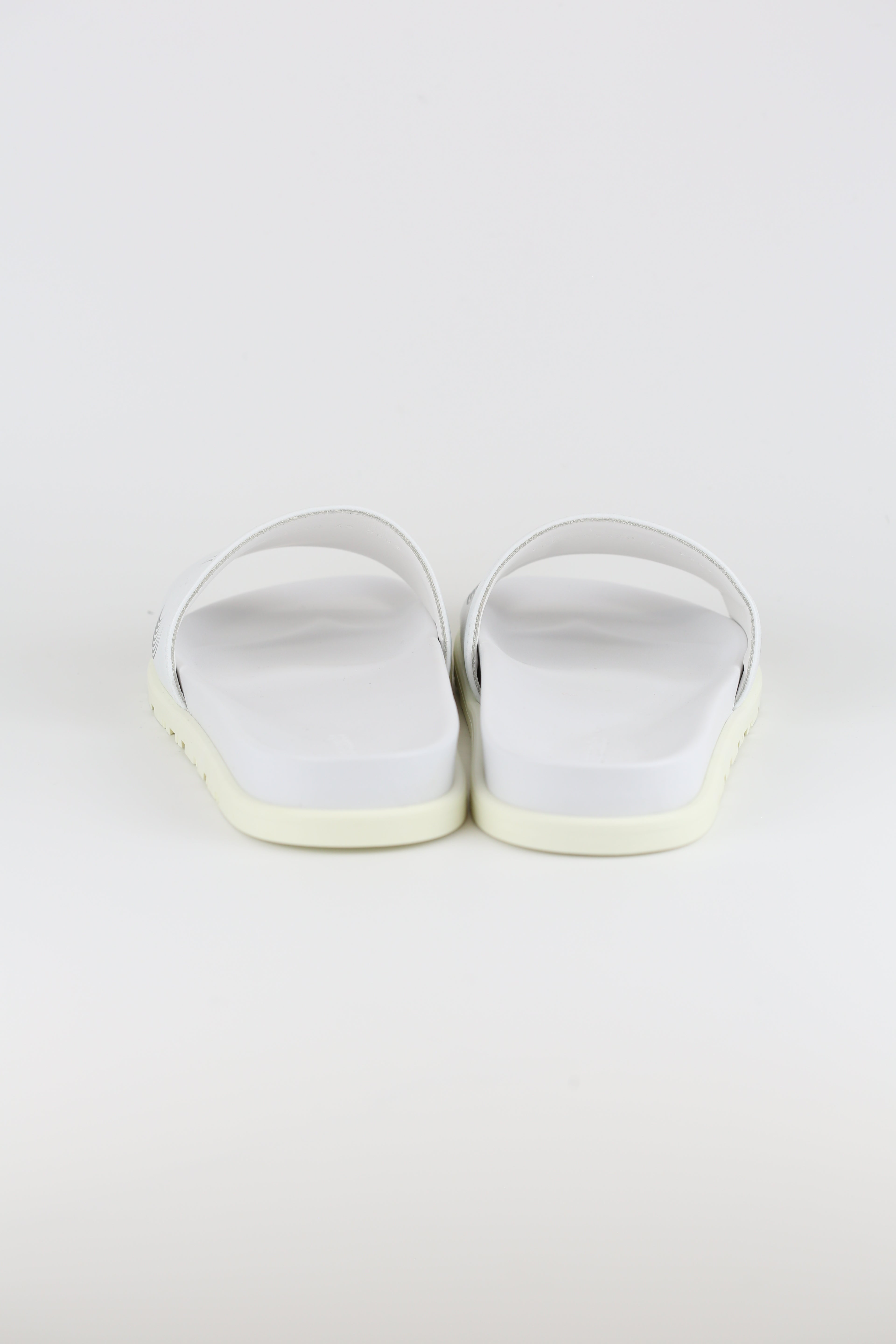 Hermes Men's Slippers Noir size 42