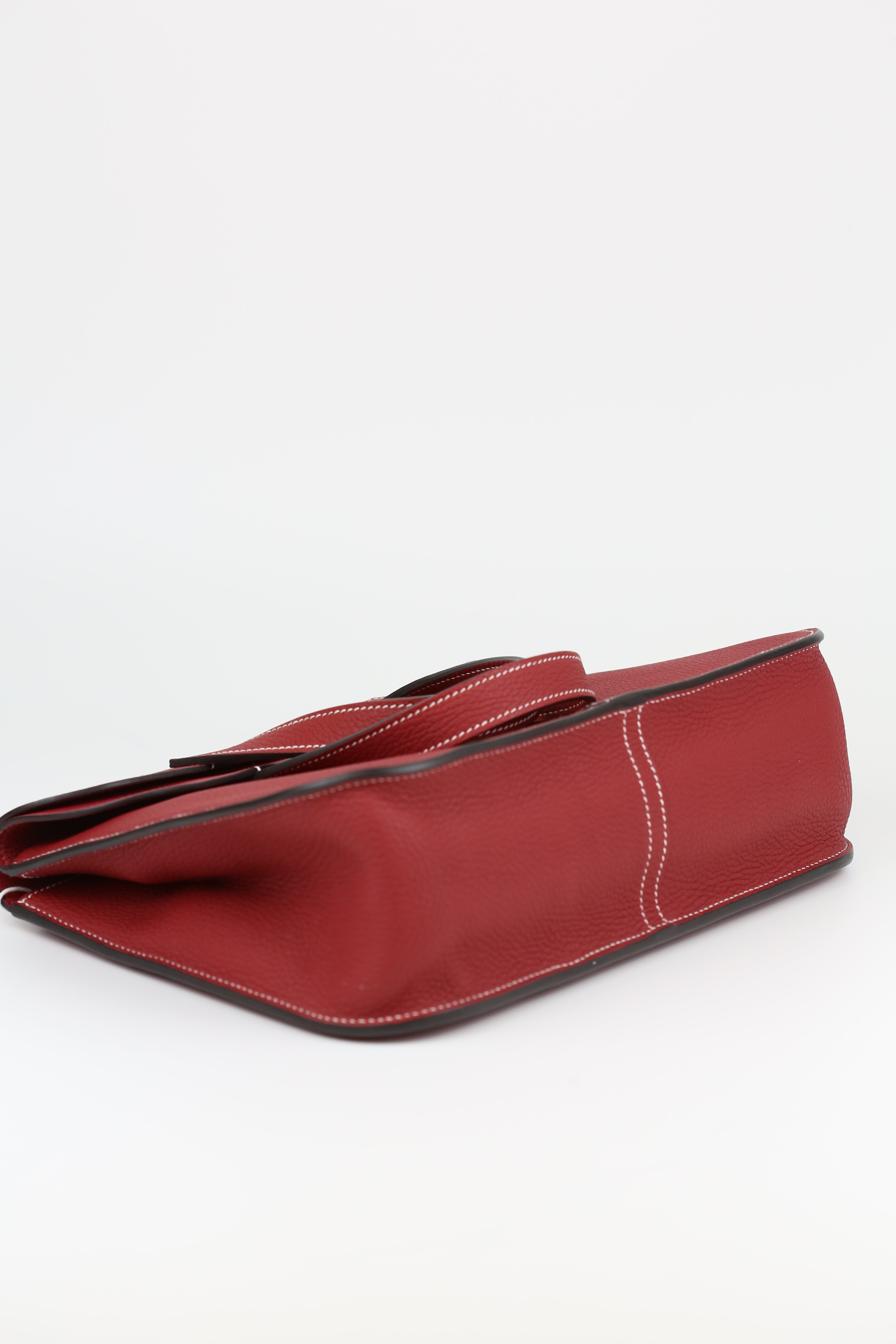 Hermes Halzan 31 in Rouge Grenat Red
