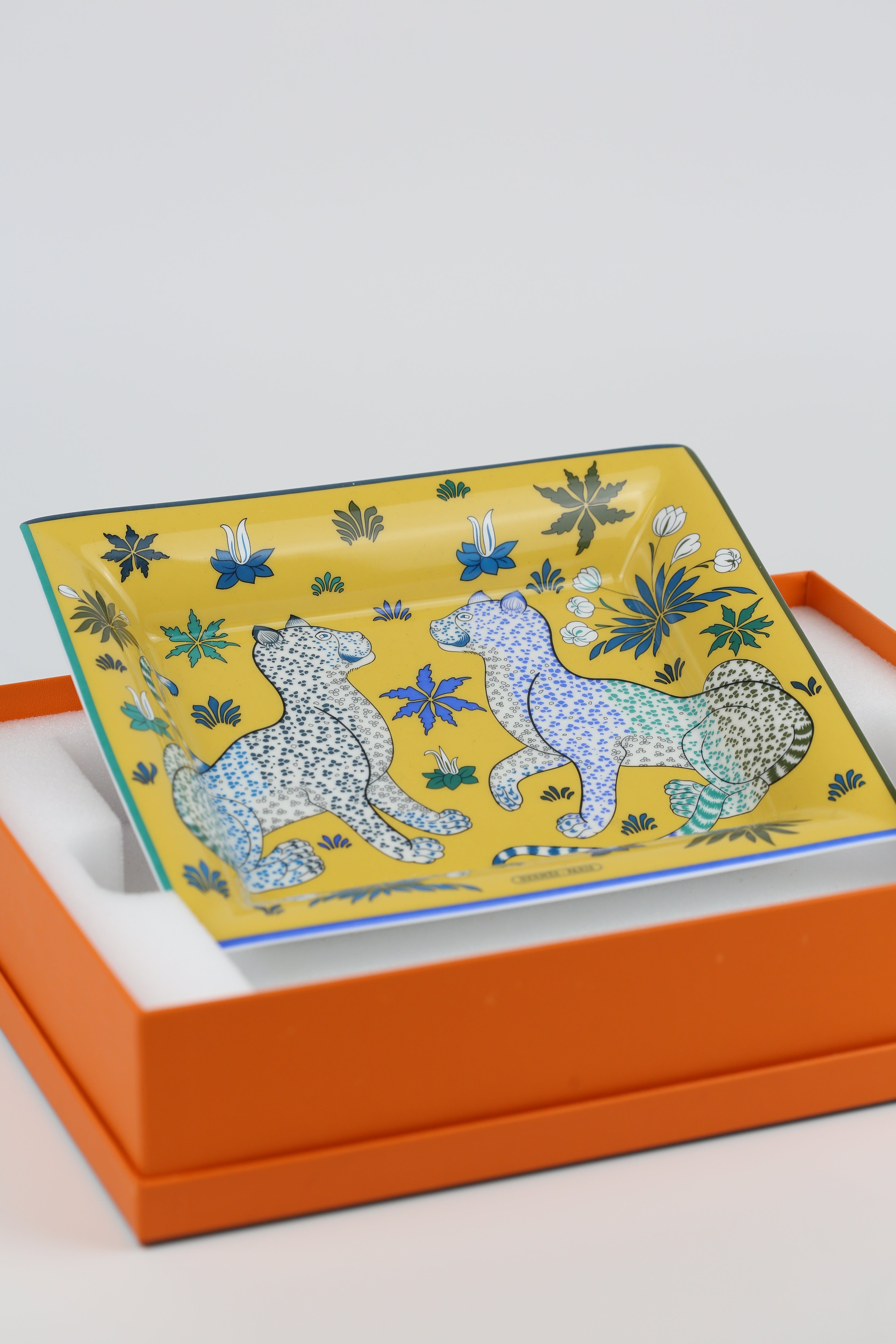 Deco tray Panther