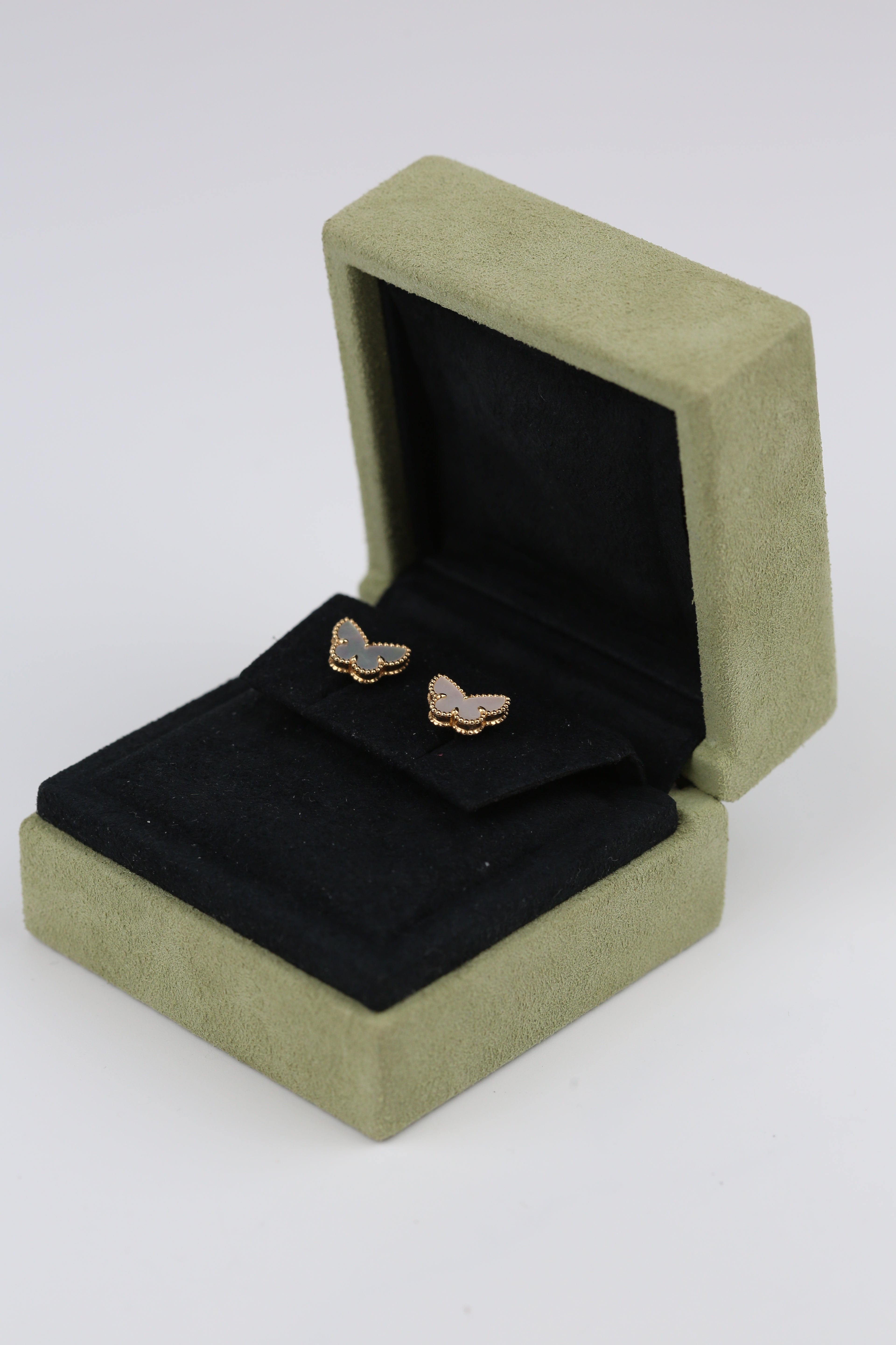 Van Cleef earings