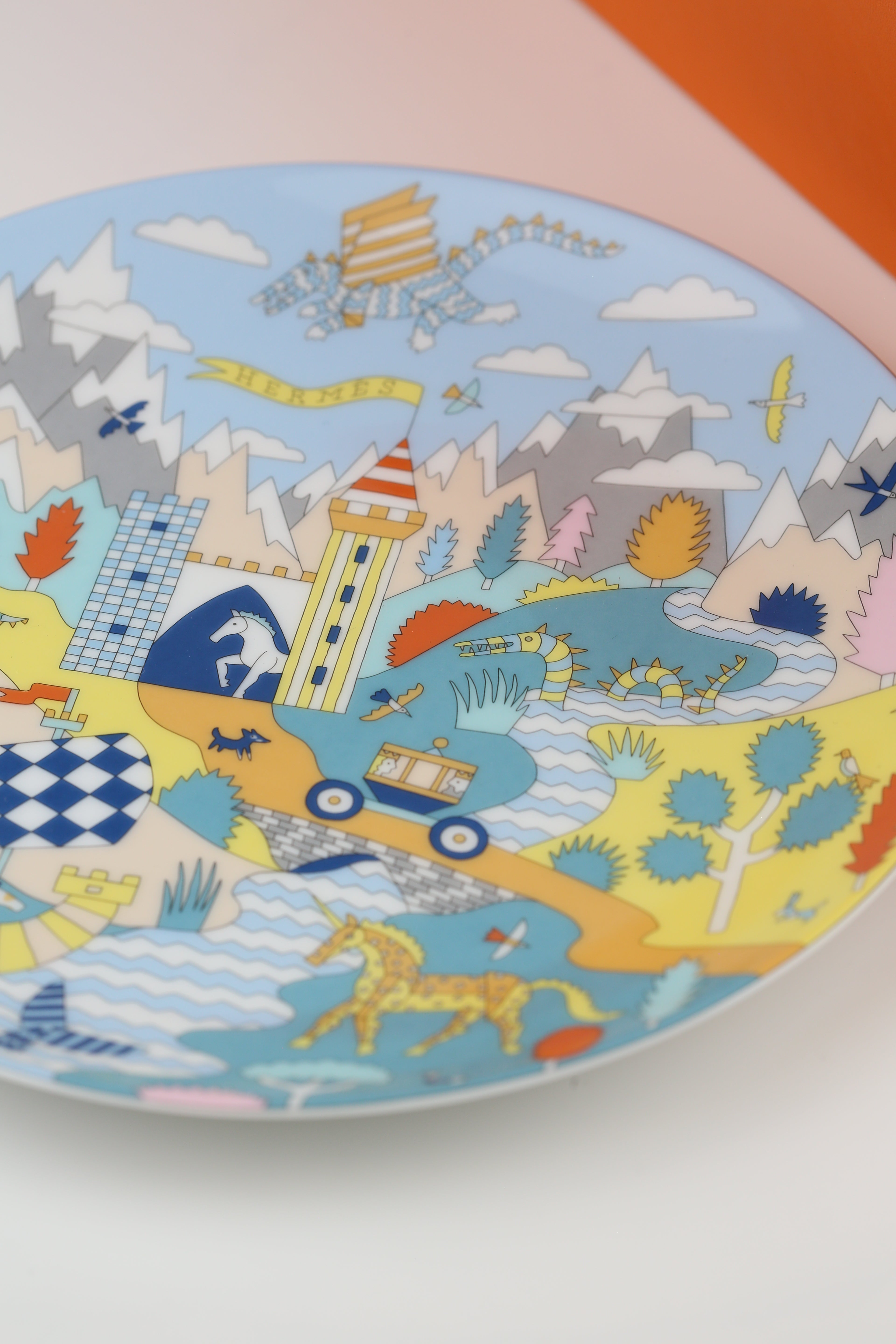 Hermes plates set