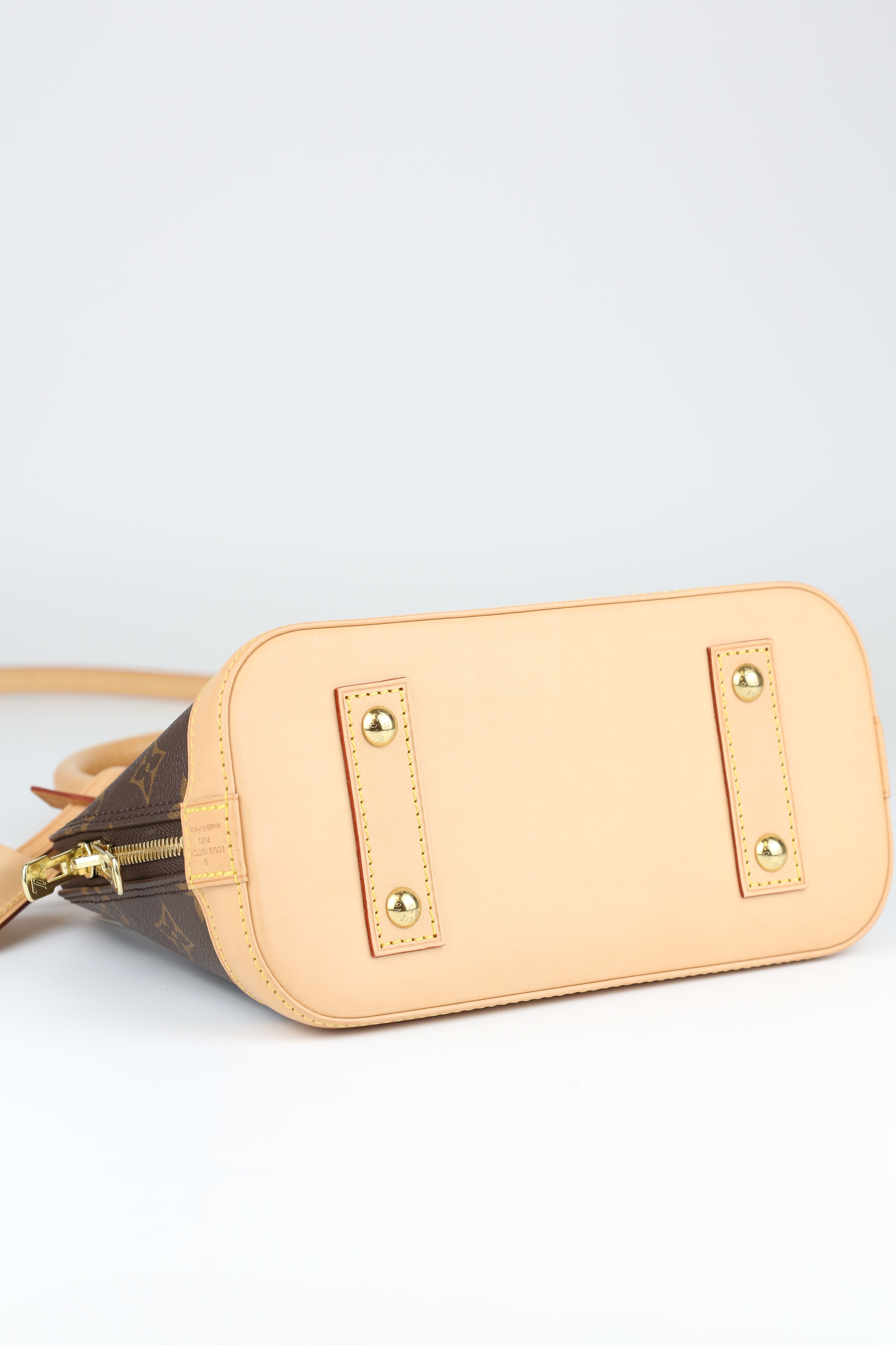 LOUIS VUITTON Alma BB Mng