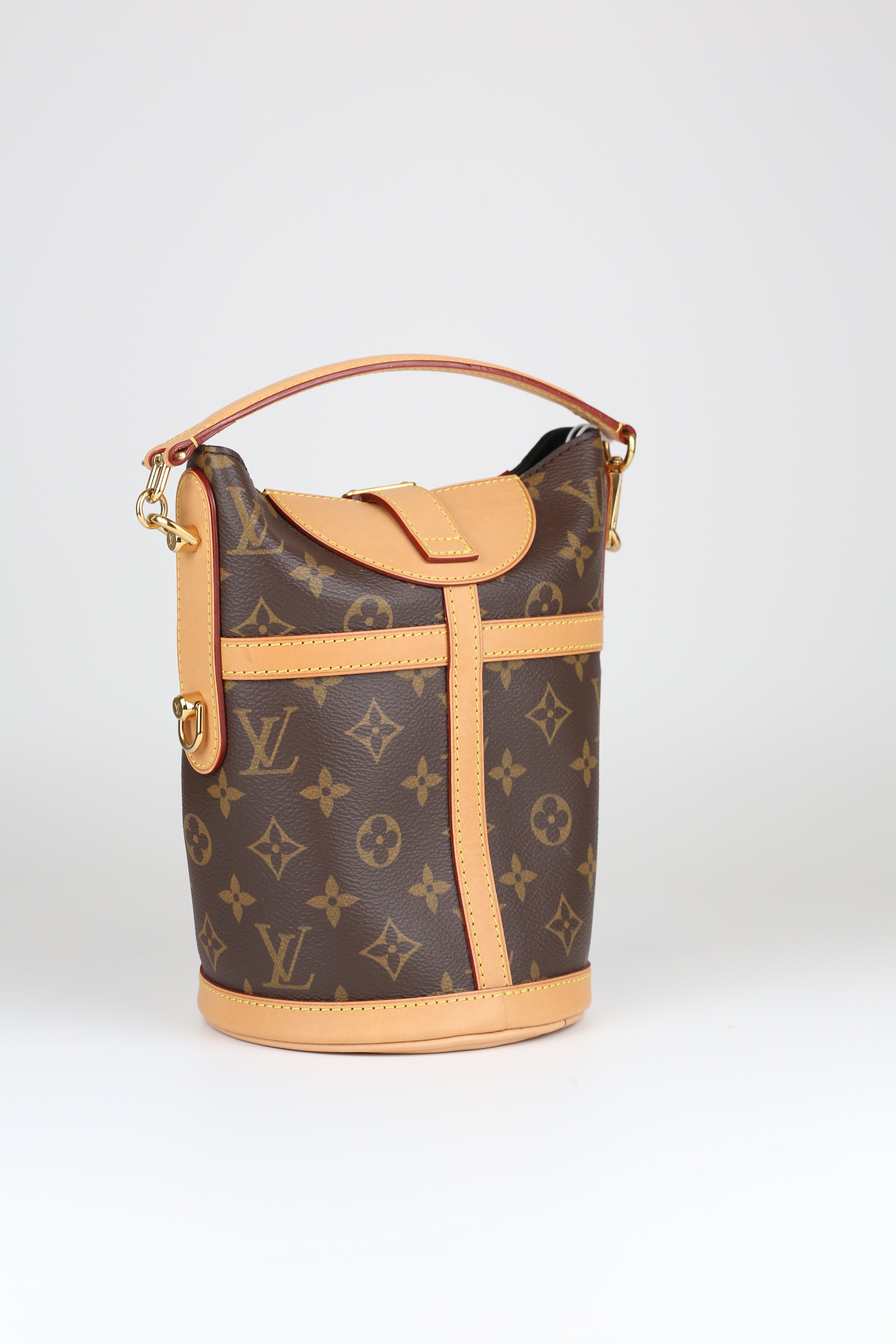 LOUIS VUITTON Petite Bucket Monogeam