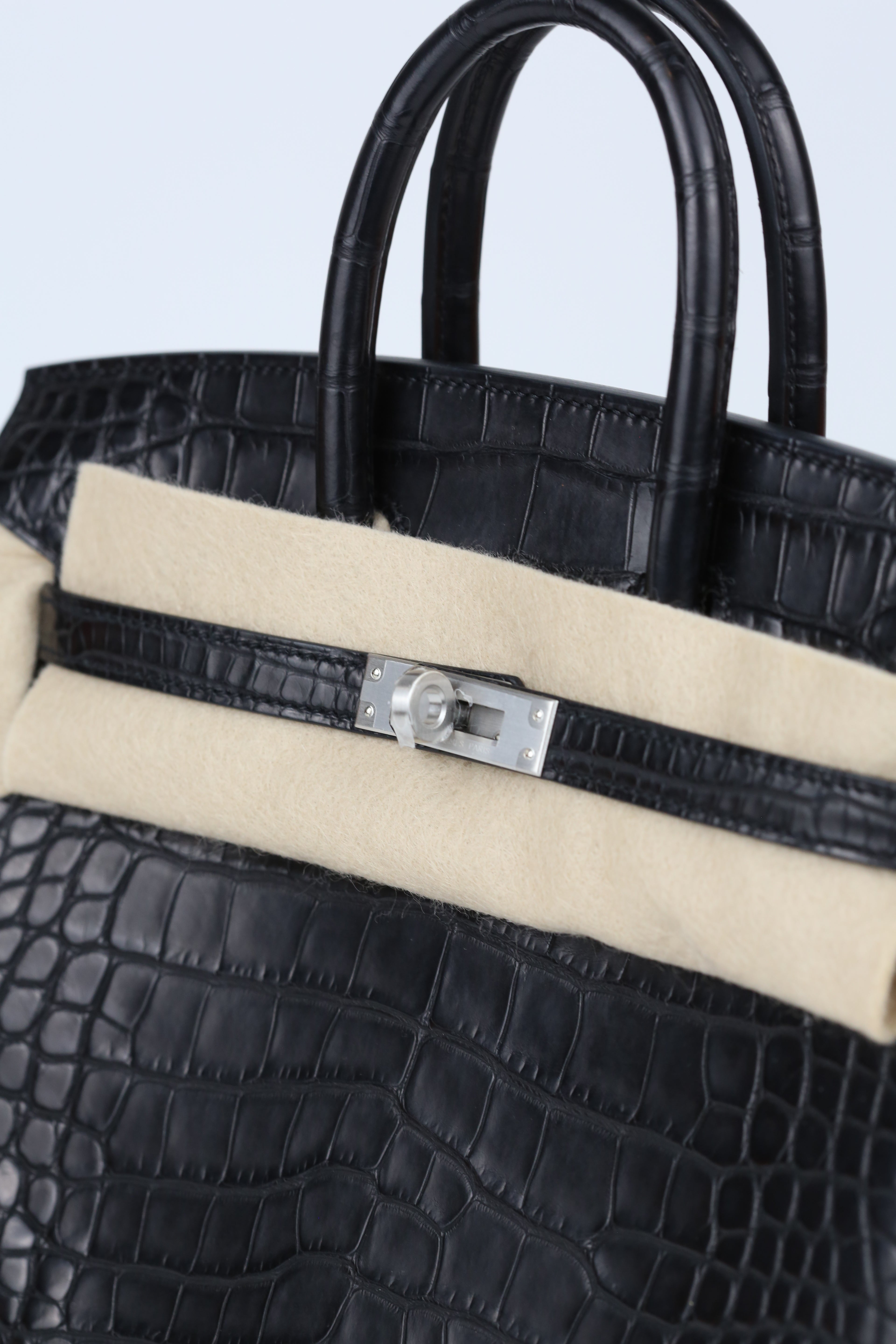 HERMÈS BIRKIN25 ALLIGATOR BLACK SILVER