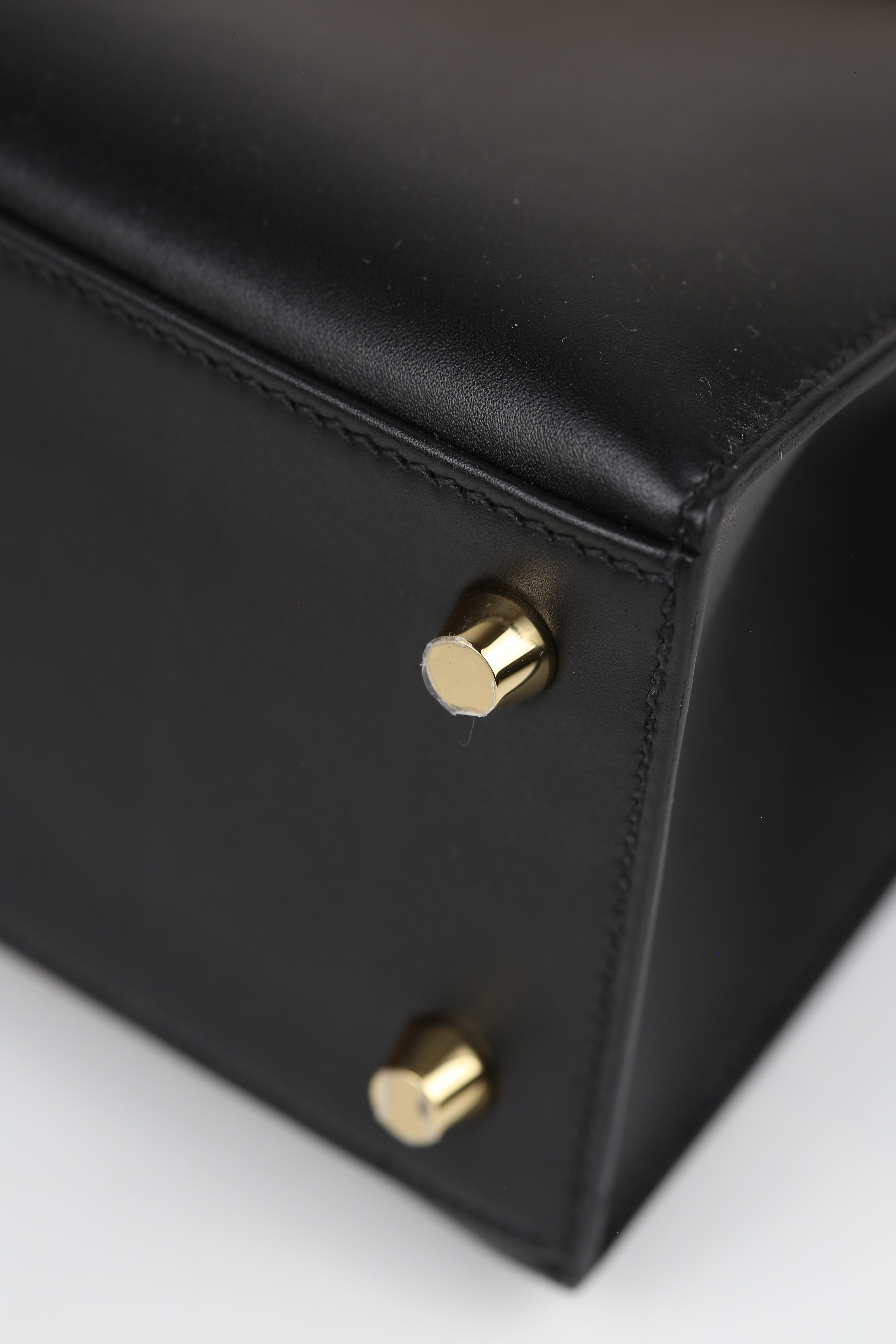 HERMÈS KELLY25 NOIR TADELAKT GOLD Y STAMP