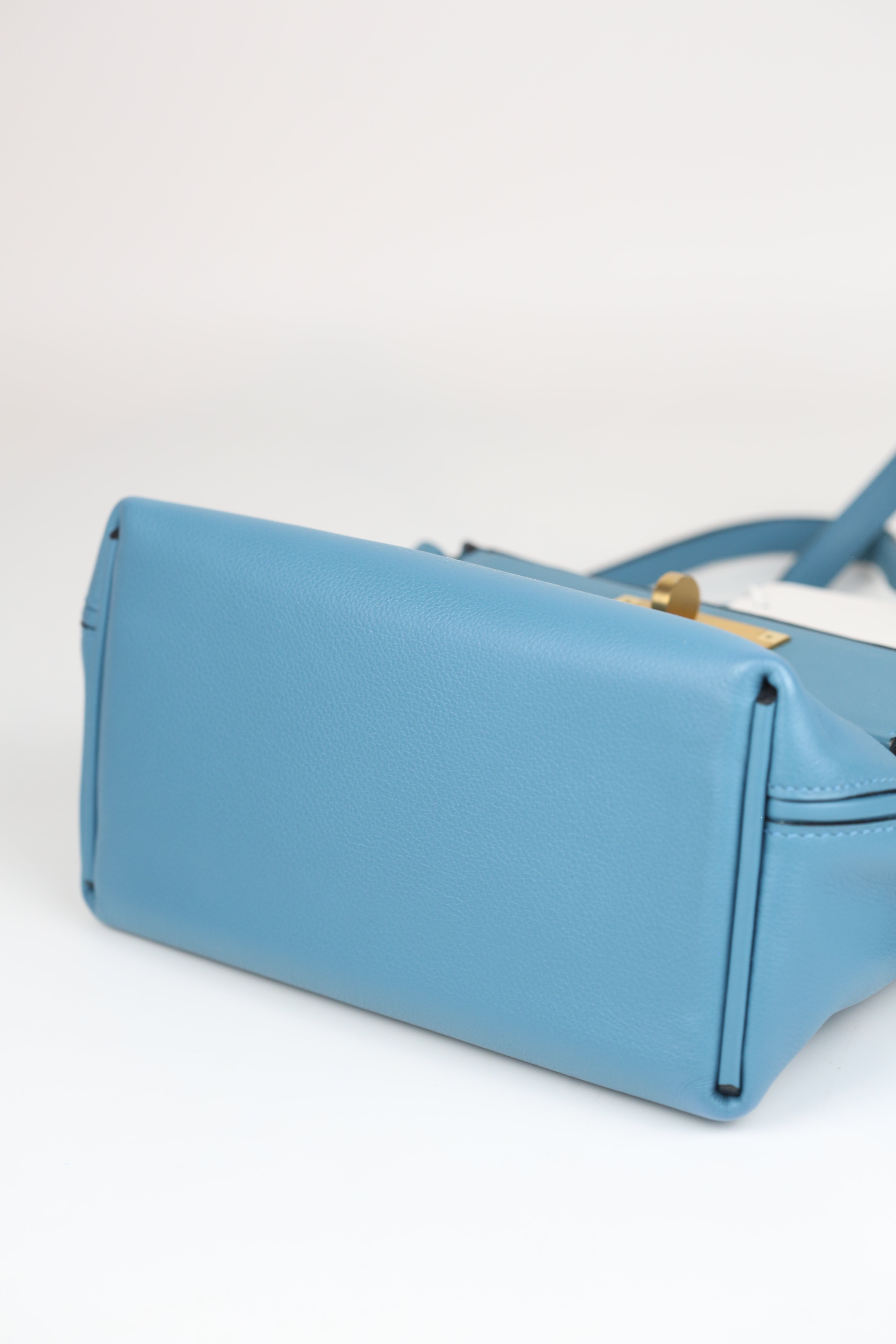 HERMÈS MINI2424 BLUE JEANS EVERCOLOR B STAMP