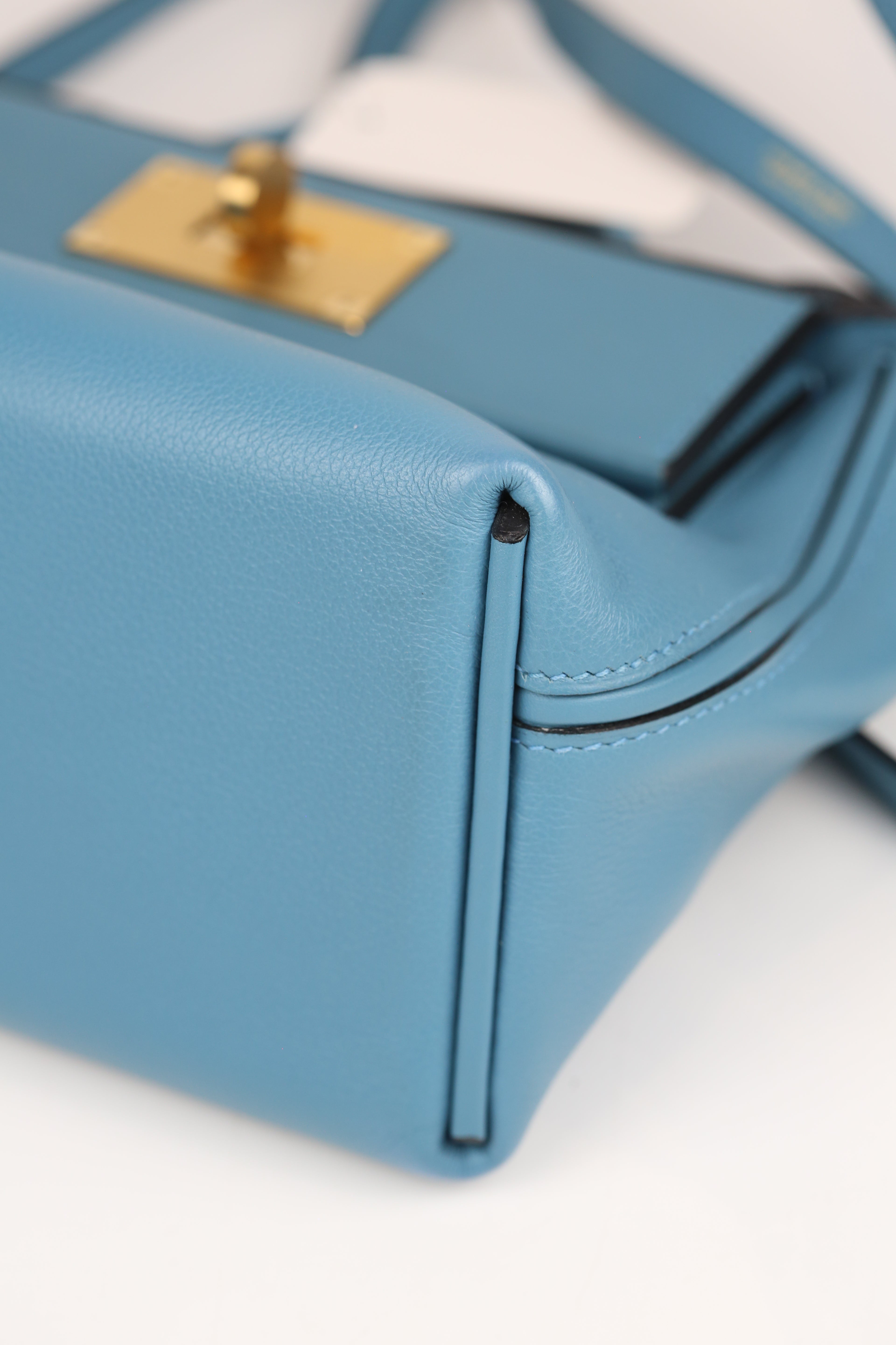 HERMÈS MINI2424 BLUE JEANS EVERCOLOR B STAMP