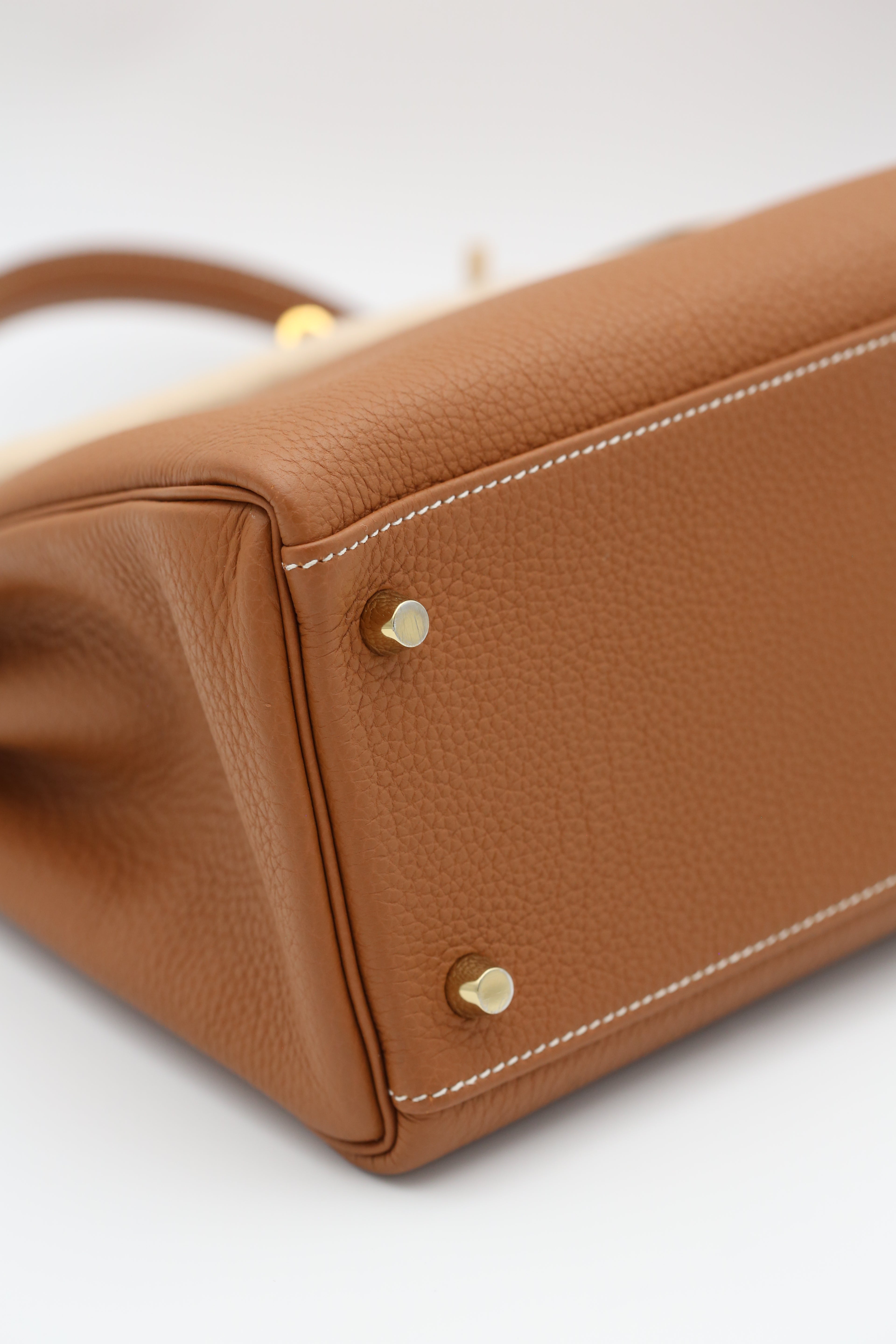 HERMÈS KELLY32 GOLD TOGO T STAMP