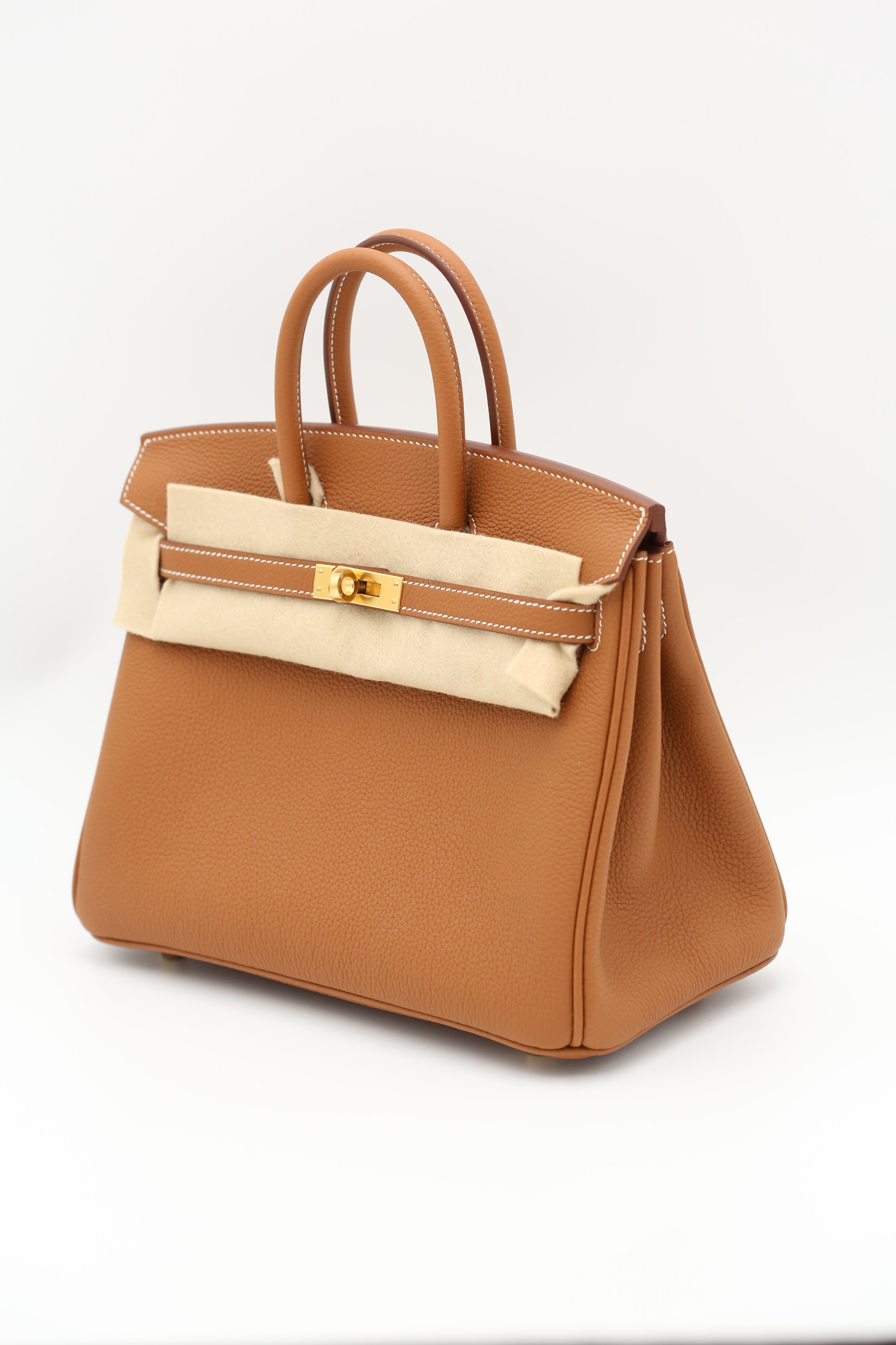 HERMÈS Birkin 25 Gold