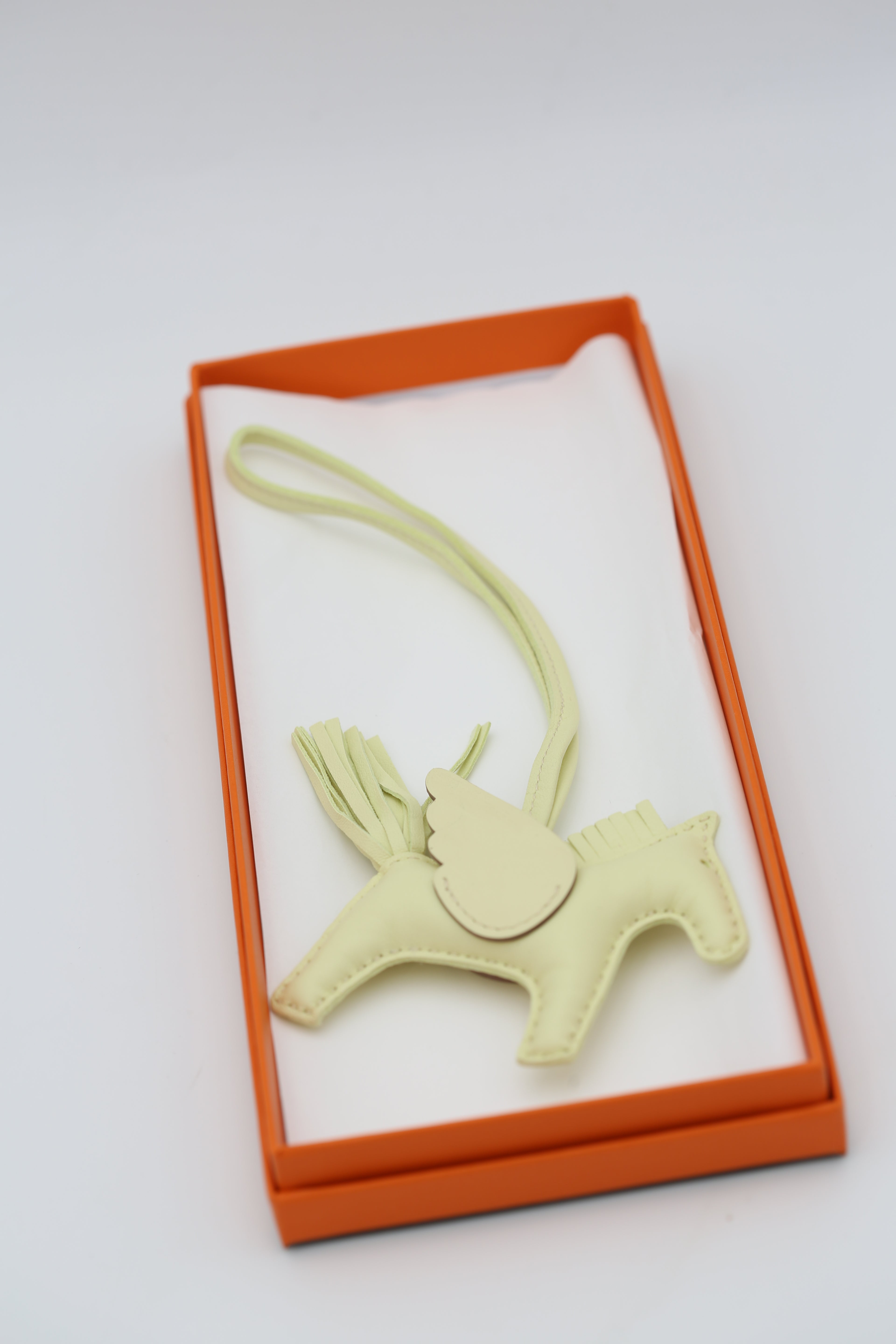 HERMÈS RODEO PEGASE PM CHARM YELLOW