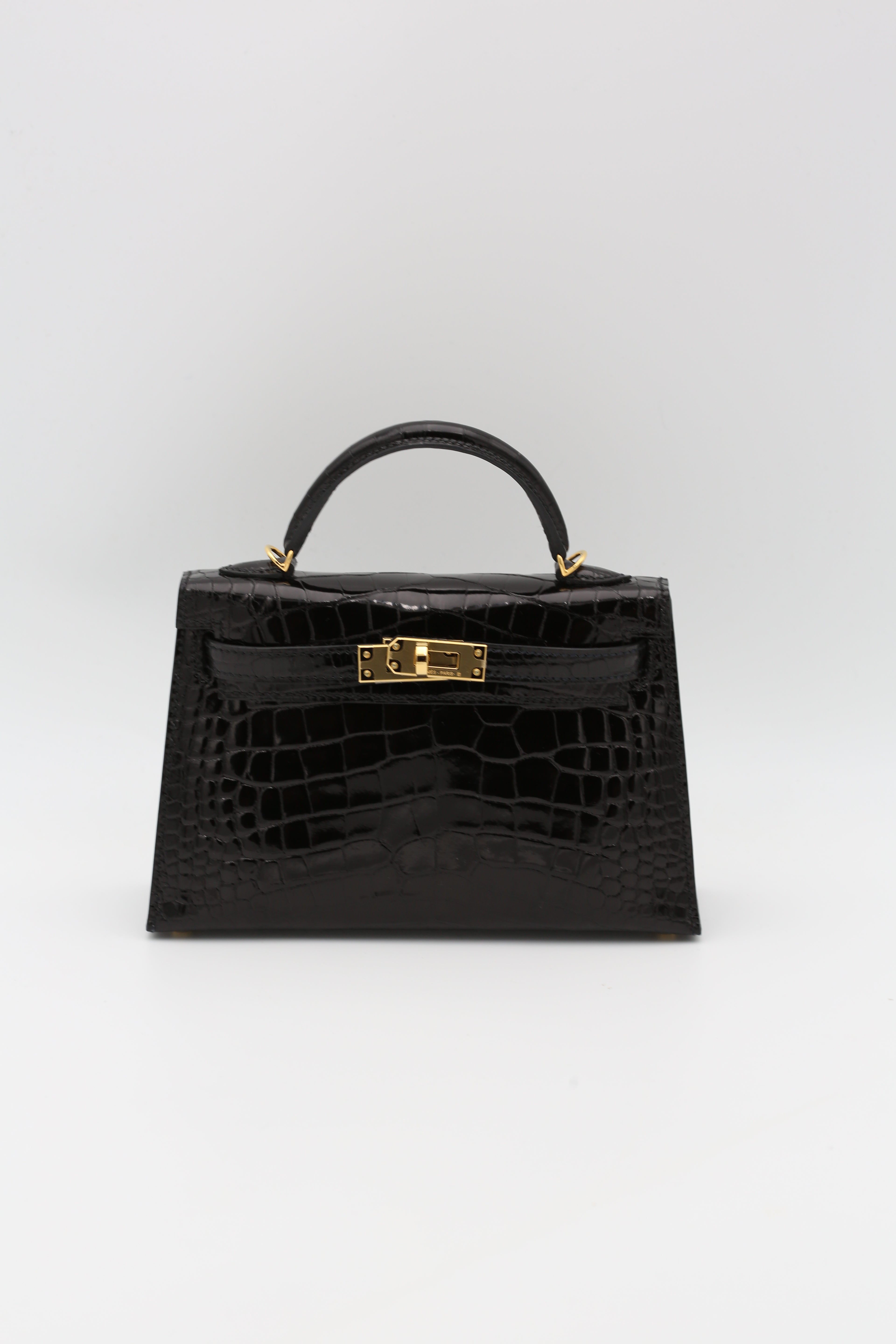 HERMÈS MINI KELLY II BLACK ALLIGATOR GOLD HARDWARE