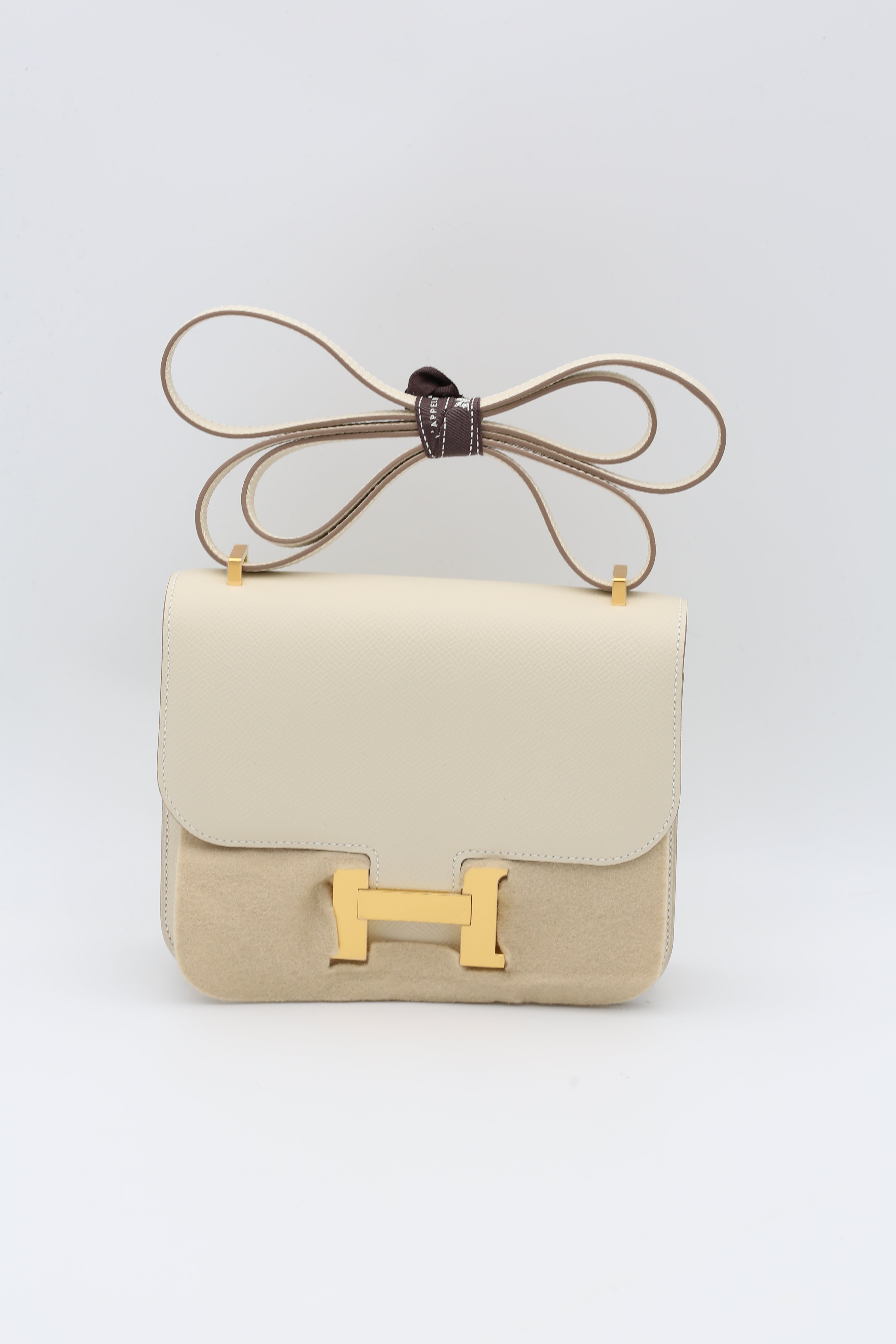 HERMÈS CONSTANCE18 NATA EPSOM GOLD HARDWARE U STAMP